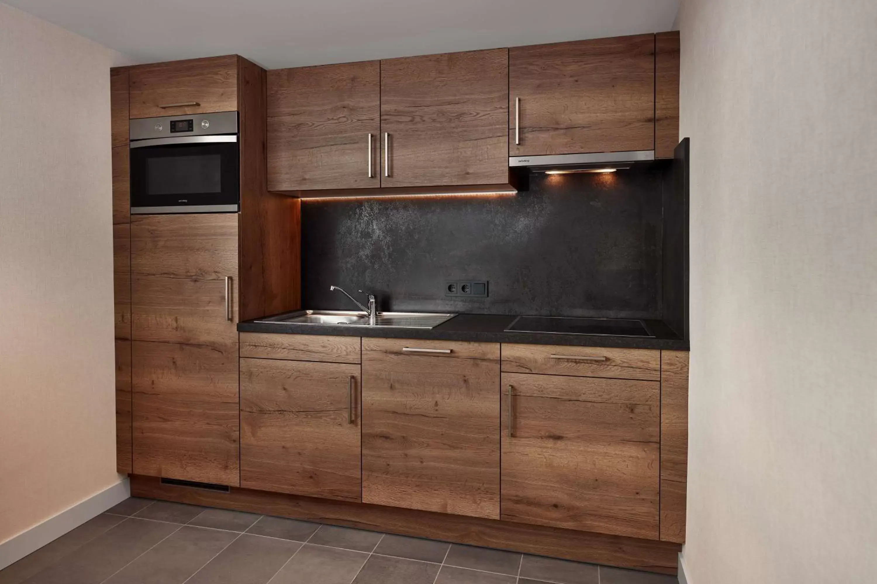 Kitchen or kitchenette, Kitchen/Kitchenette in Hilton Vienna Park