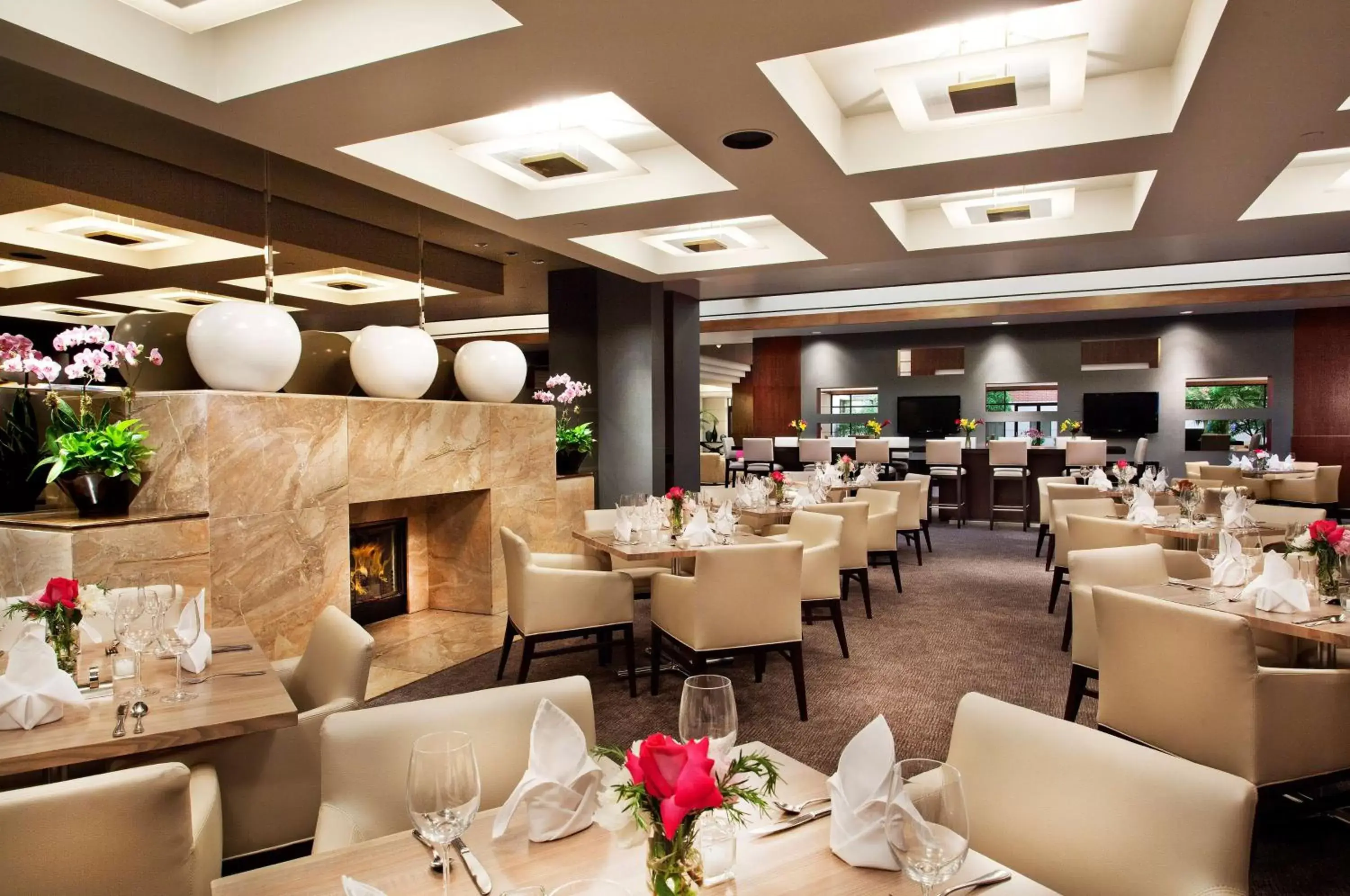 Restaurant/places to eat in Hyatt Regency Deerfield Restaurant/places to eat in Hyatt Regency Deerfield