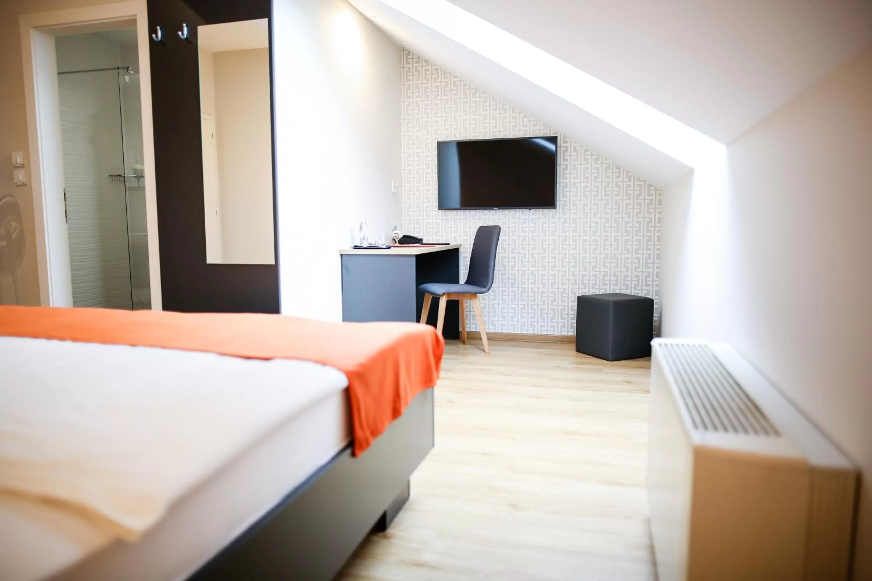 TV and multimedia, Bed in Ambient Hotel