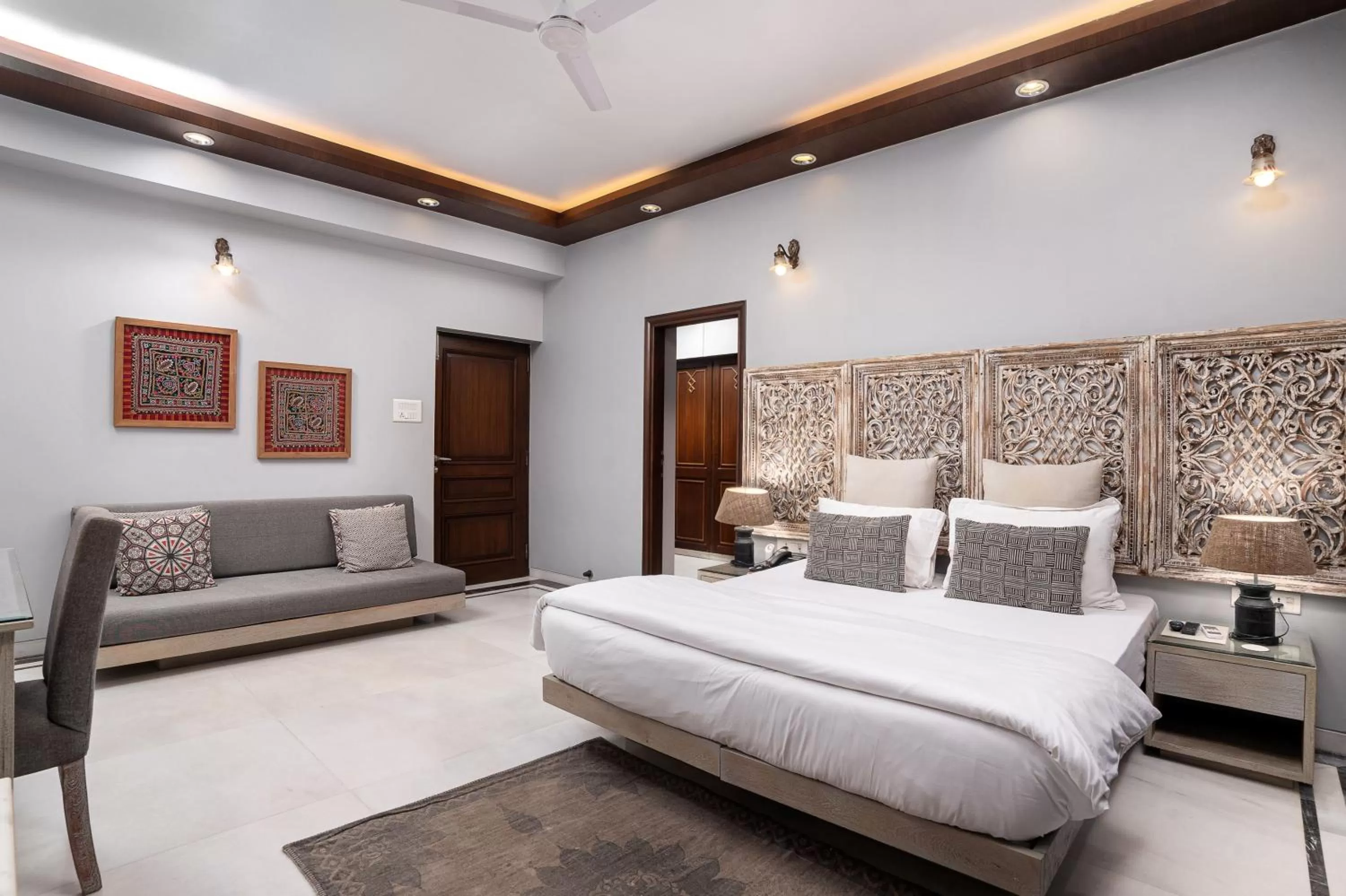 Photo of the whole room, Bed in The Almond Tree