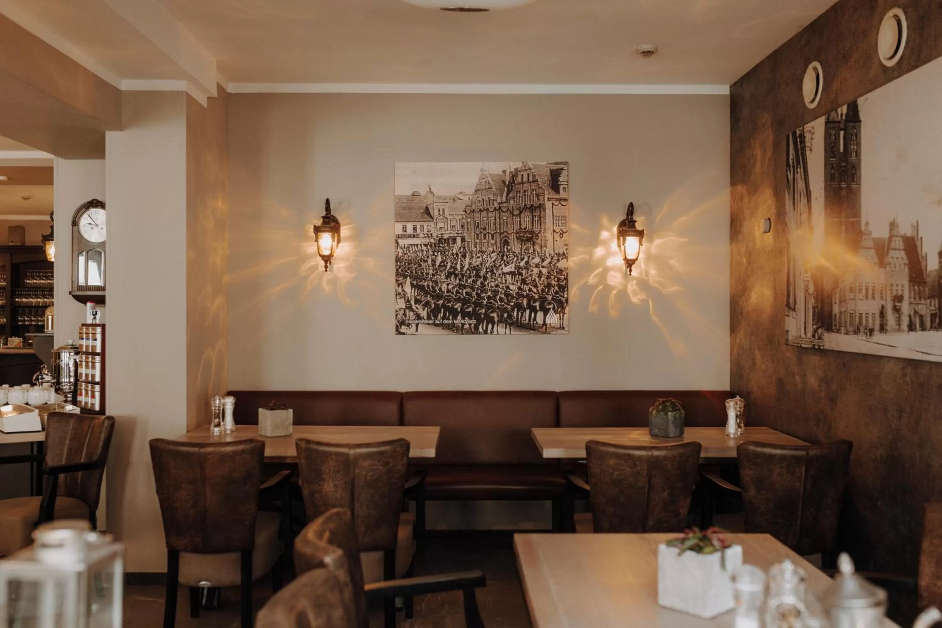 Restaurant/places to eat in Hotel Schwarzer Adler Stendal