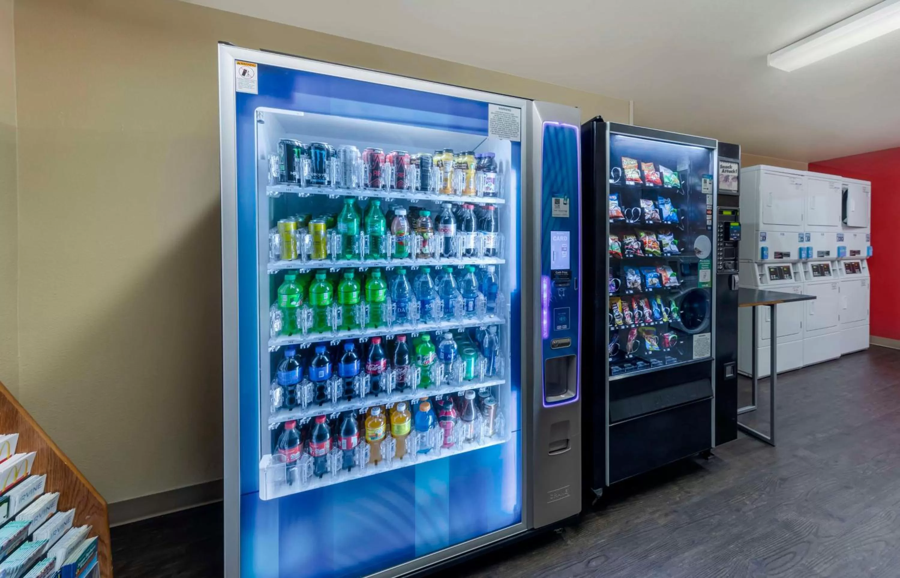 Property building in Extended Stay America Suites - Orange County - Katella Ave