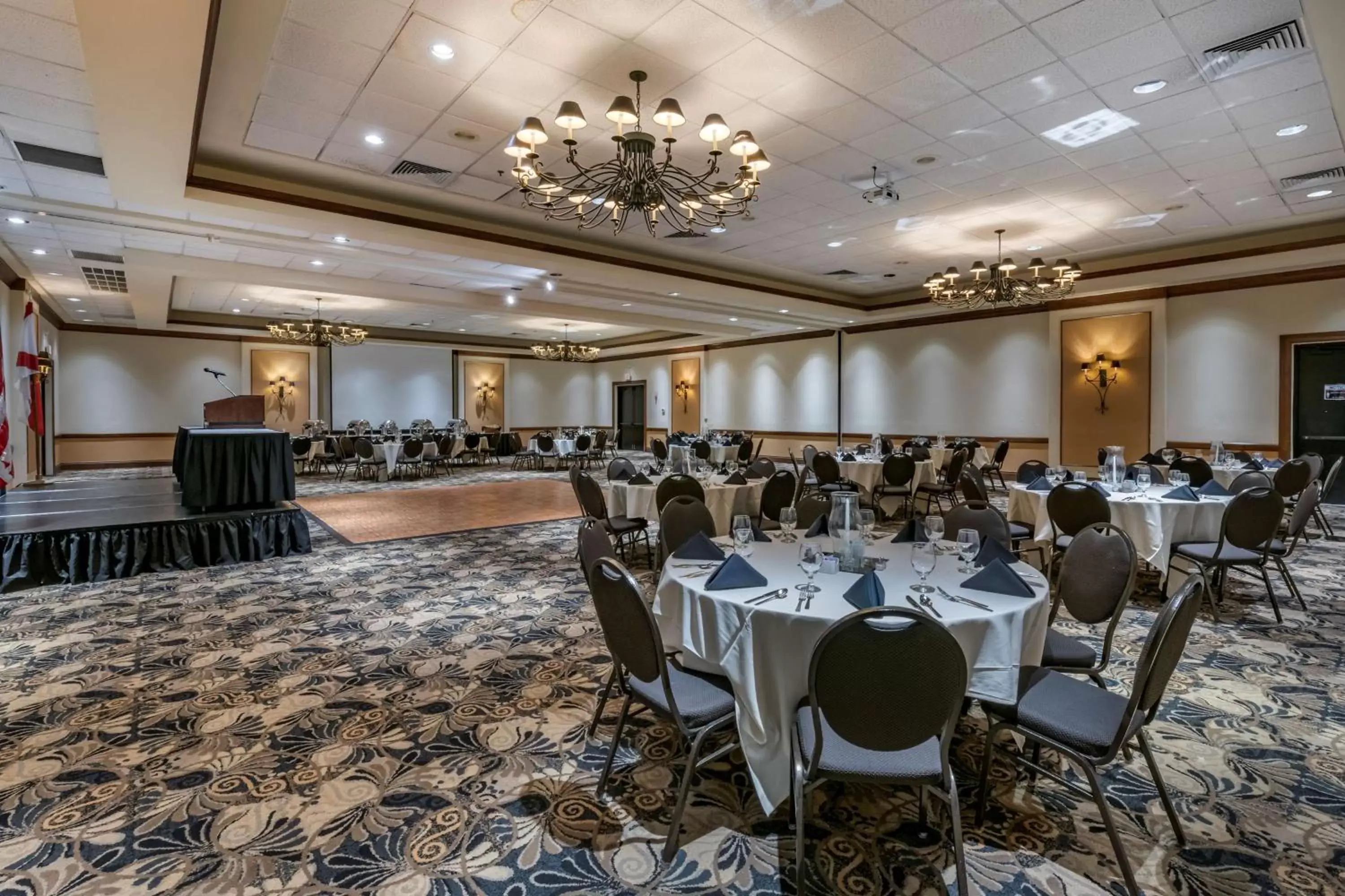 Meeting/conference room, Restaurant/Places to Eat in Best Western Gateway Grand