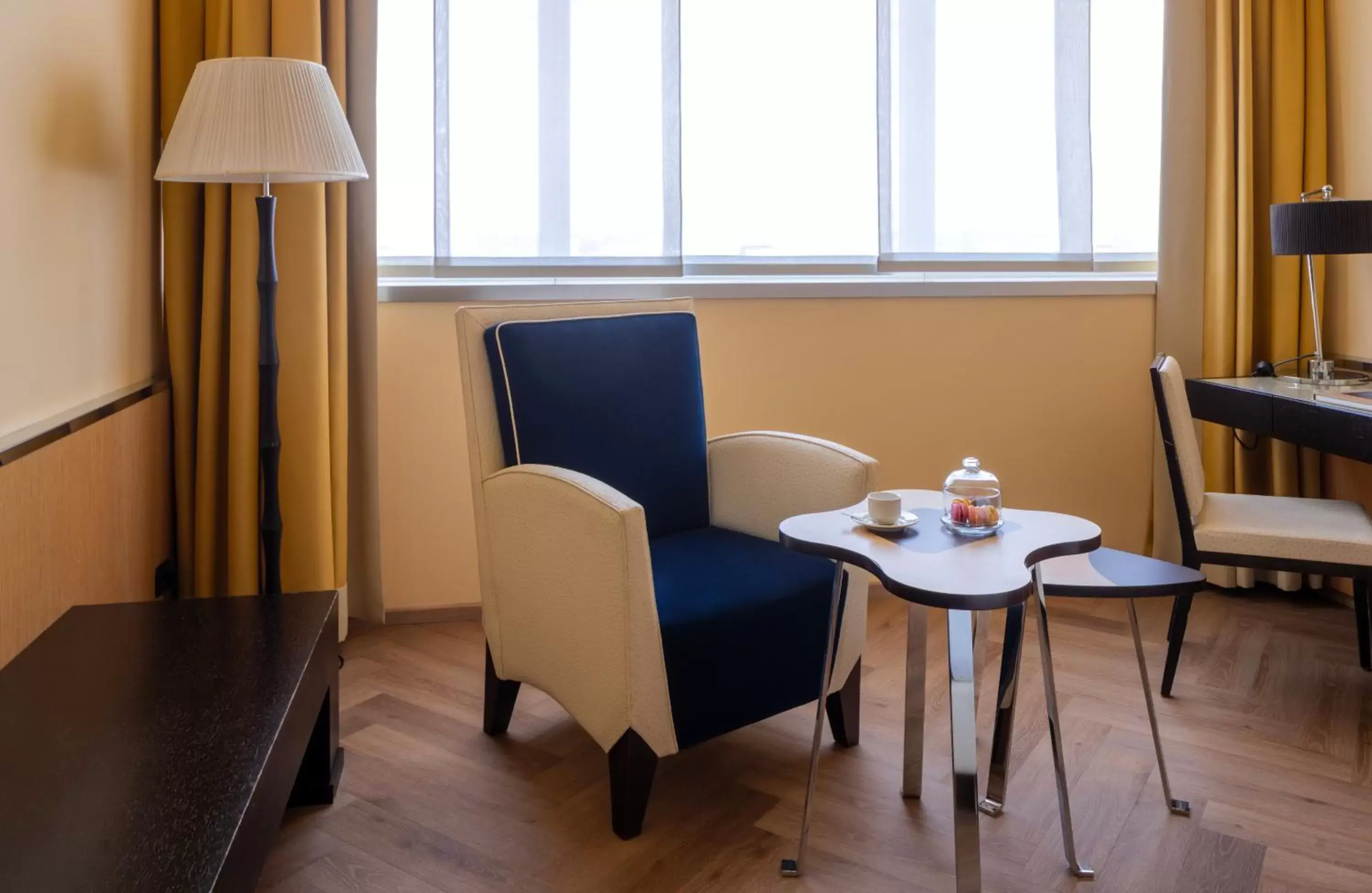Seating Area in UNAHOTELS Malpensa
