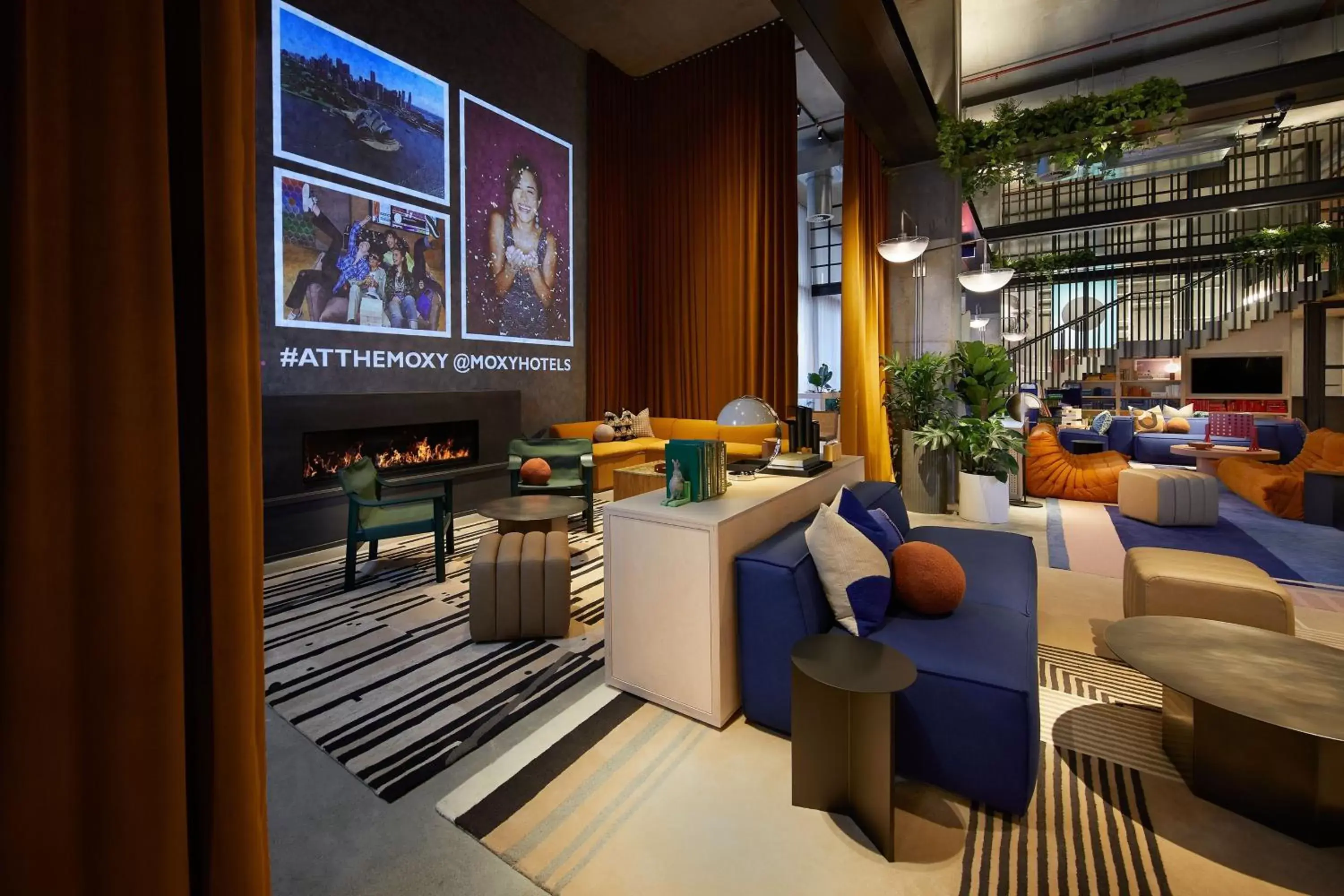 Lobby or reception, Lounge/Bar in Moxy Sydney Airport