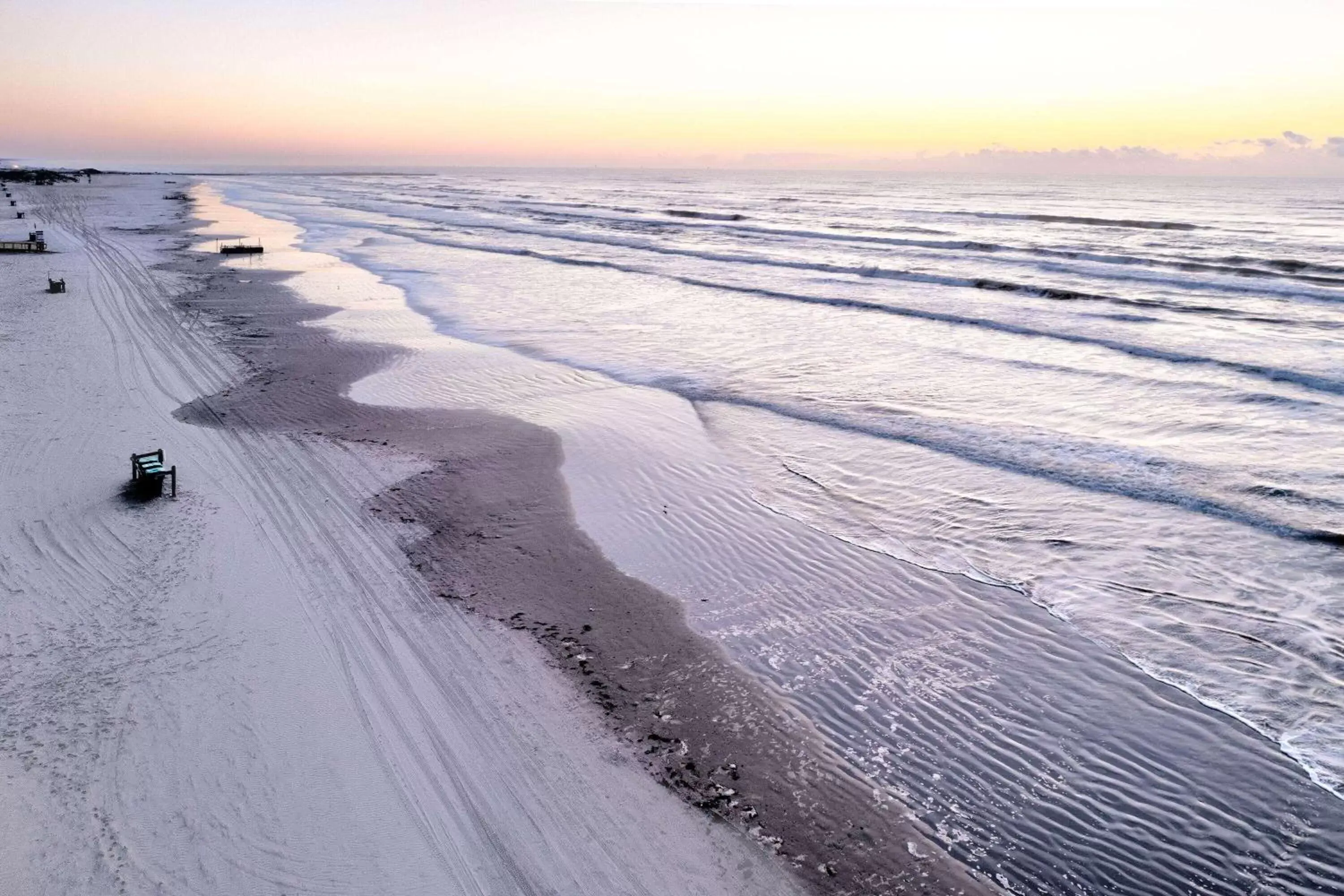 Property building in Wyndham Corpus Christi Resort North Padre Island Property building in Wyndham Corpus Christi Resort North Padre Island
