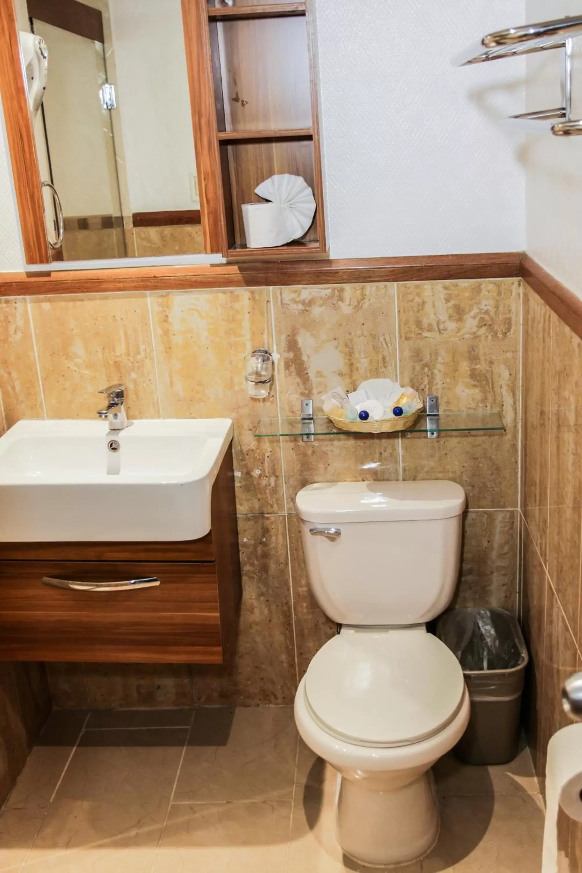 Bathroom in Napolitano Hotel