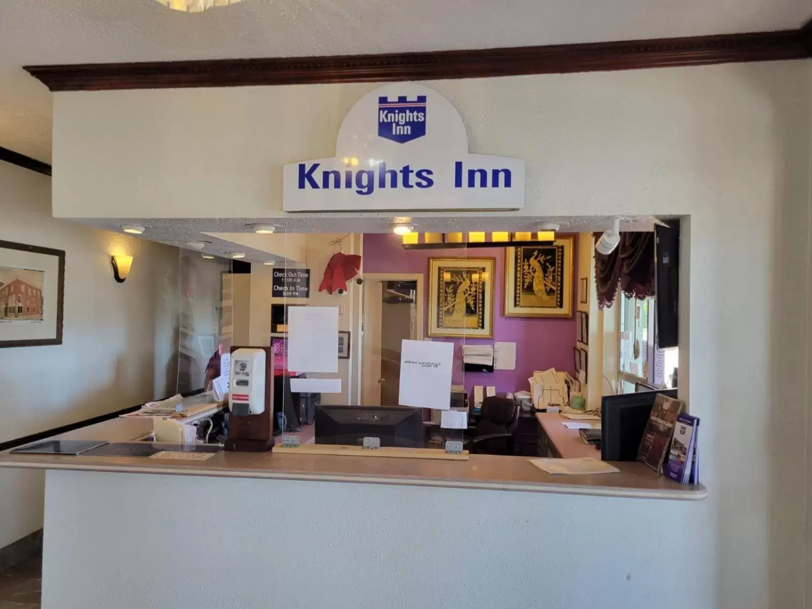 Property building, Lobby/Reception in Knights Inn San Antonio near AT&T Center