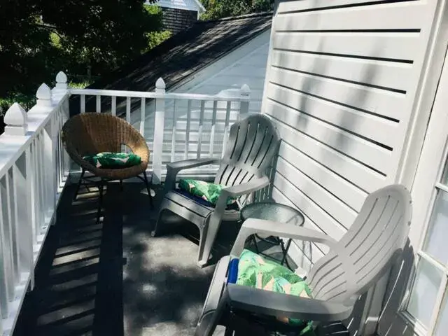 King Room with Balcony in Old Brick Inn King Room with Balcony in Old Brick Inn
