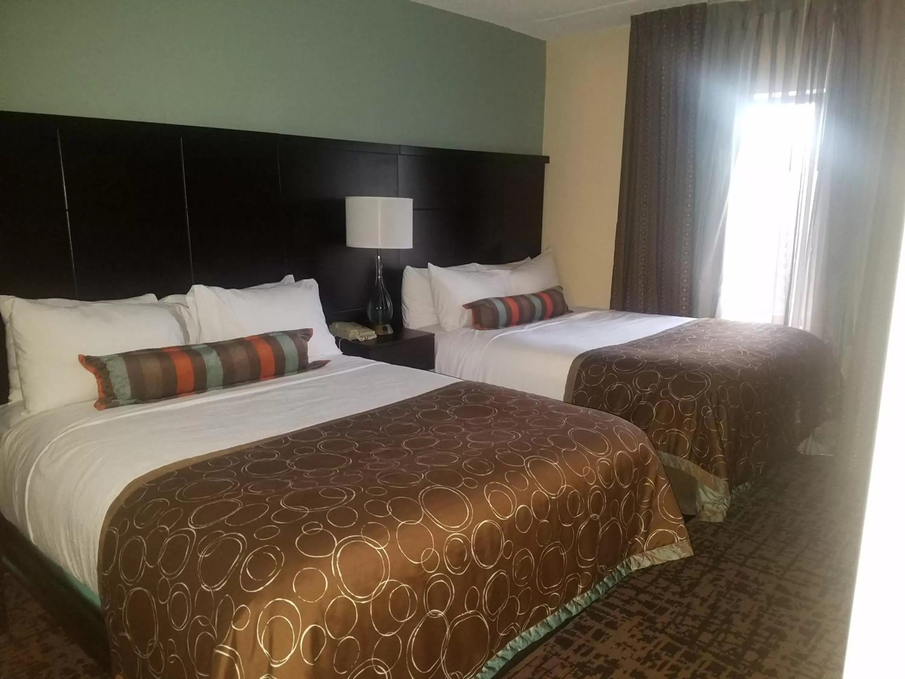 Bedroom, Bed in Staybridge Suites Indianapolis-Fishers, an IHG Hotel