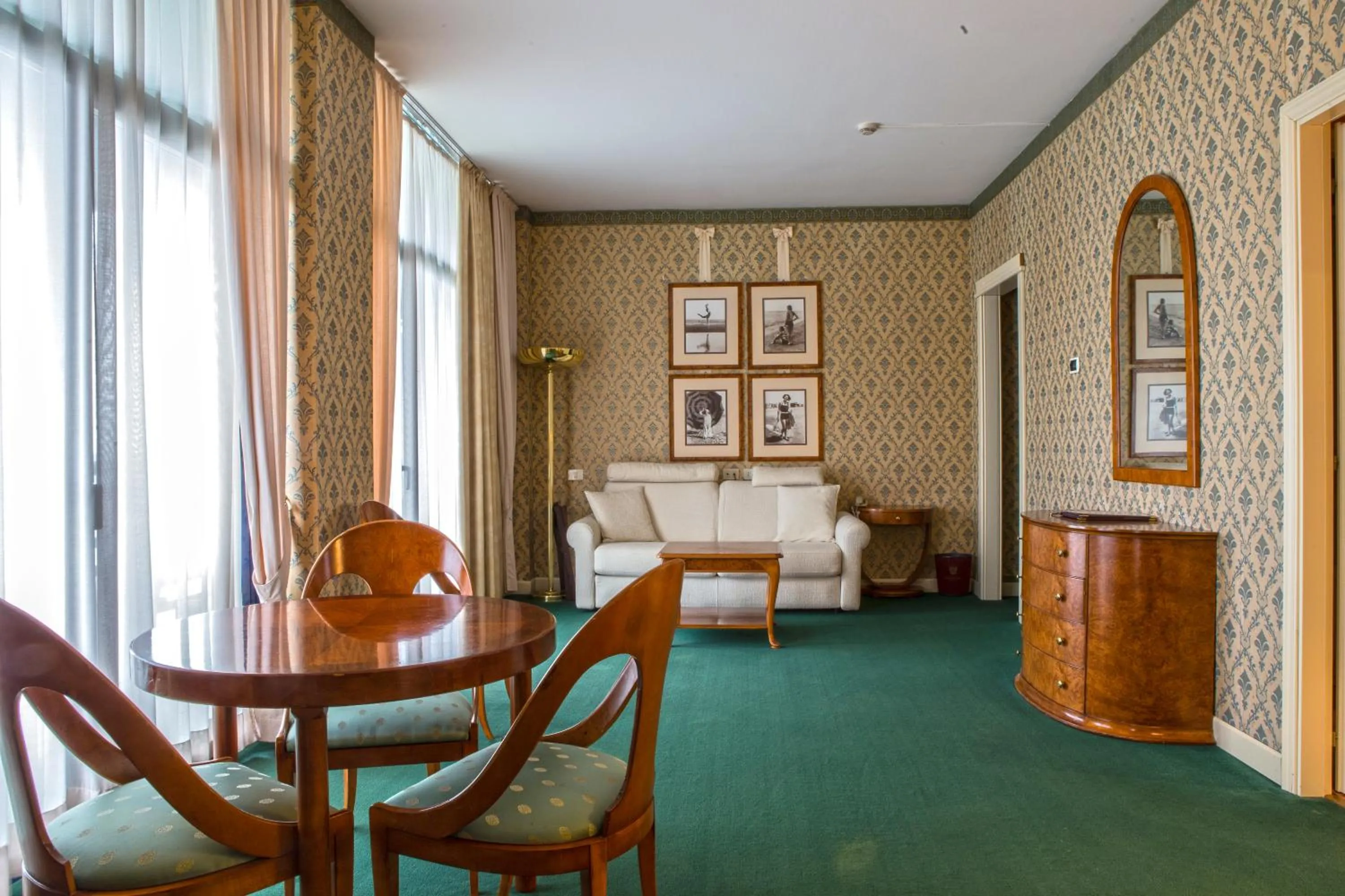 Bed in Grand Hotel Astoria