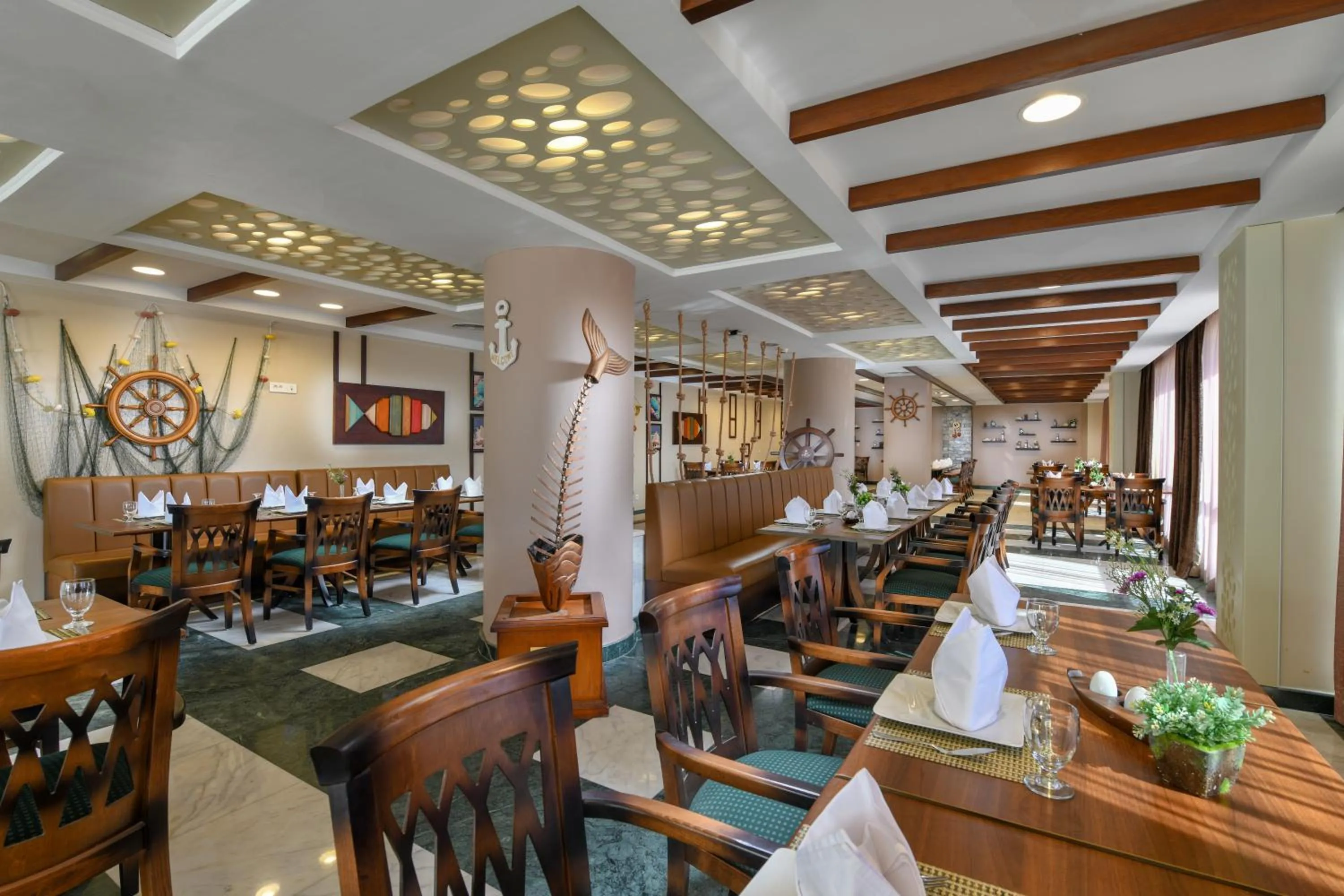 Restaurant/places to eat in Tolip El Forsan Hotel