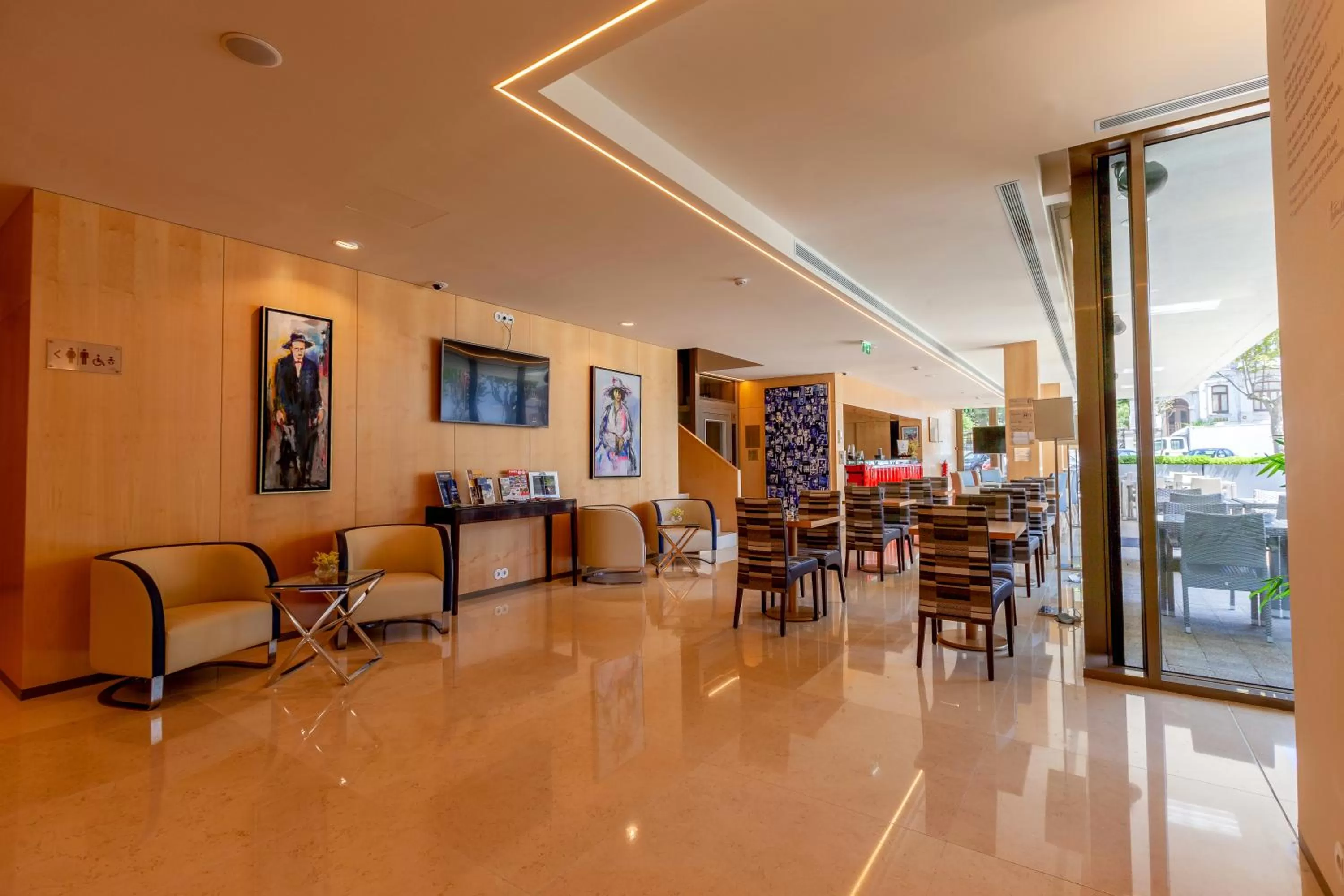 Living room in Sea Porto Hotel