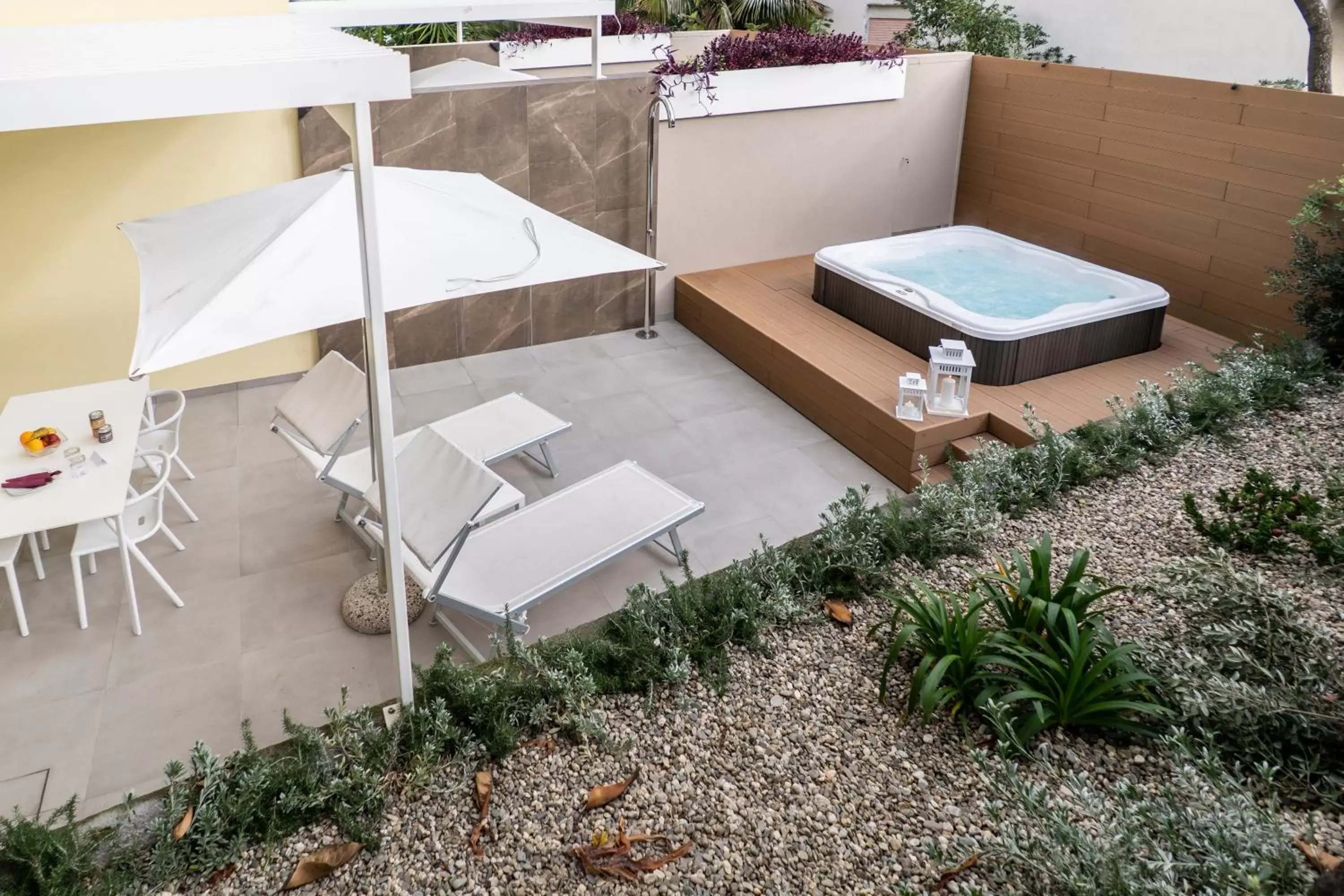 Swimming pool in Sicilia's Art Hotel & Spa Swimming pool in Sicilia's Art Hotel & Spa