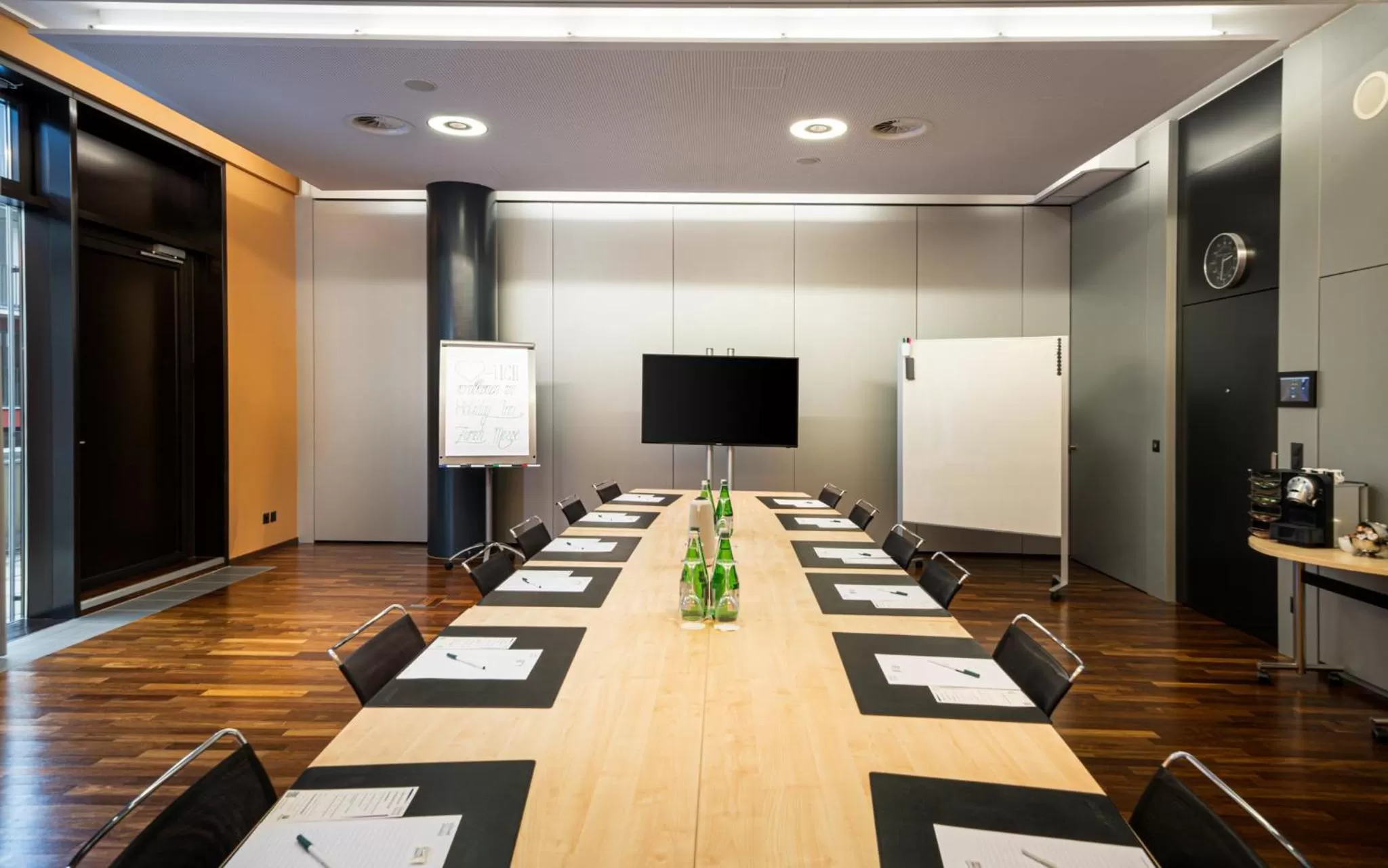 Meeting/conference room in Holiday Inn Zürich Messe by IHG