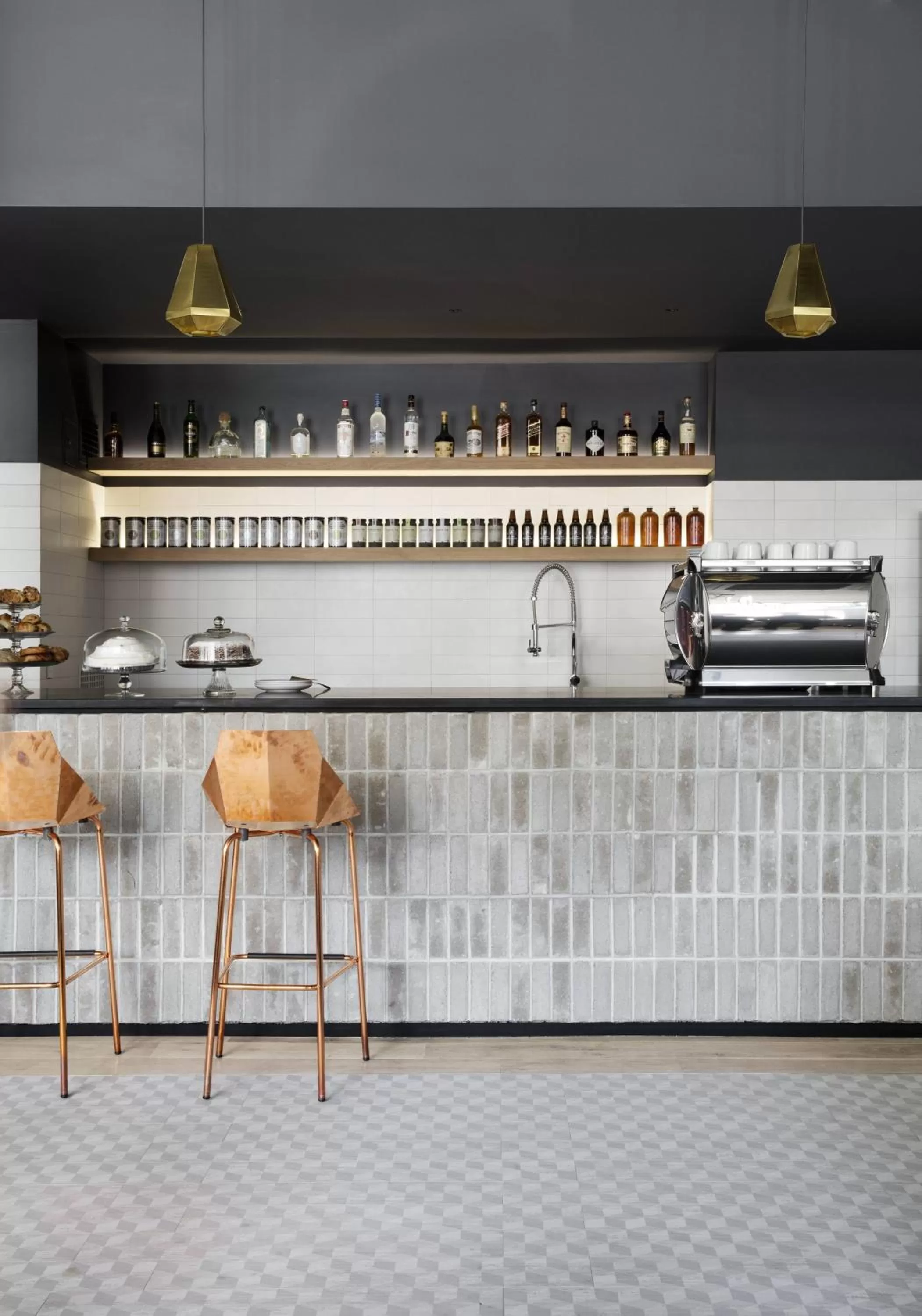 Restaurant/places to eat in Boro Hotel