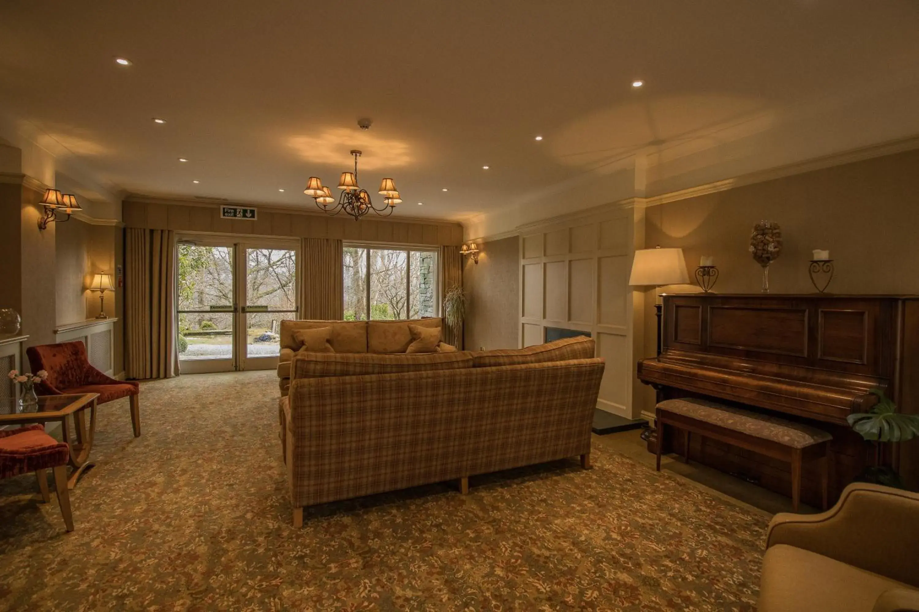 Communal lounge/ TV room, Lobby/Reception in Cragwood Country House Hotel