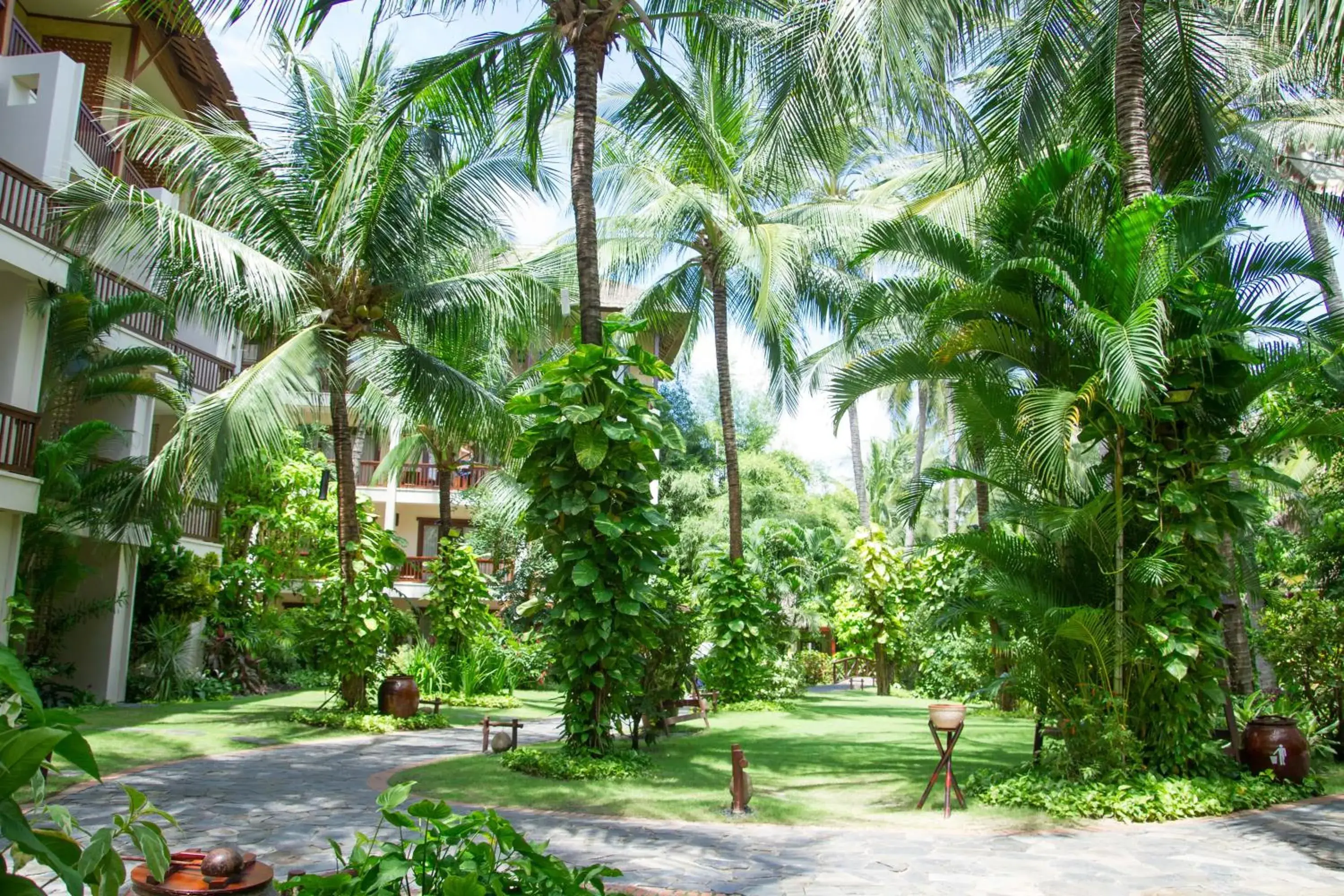 Garden in Bamboo Village Beach Resort & Spa