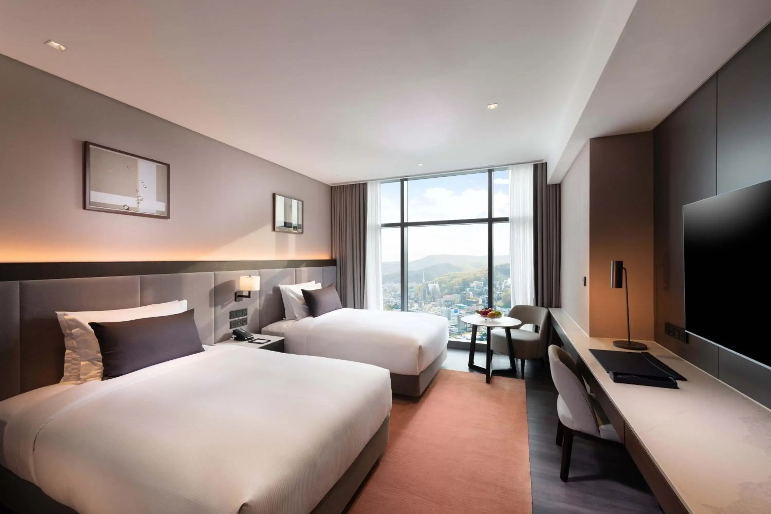 Bedroom in DoubleTree By Hilton Seoul Pangyo