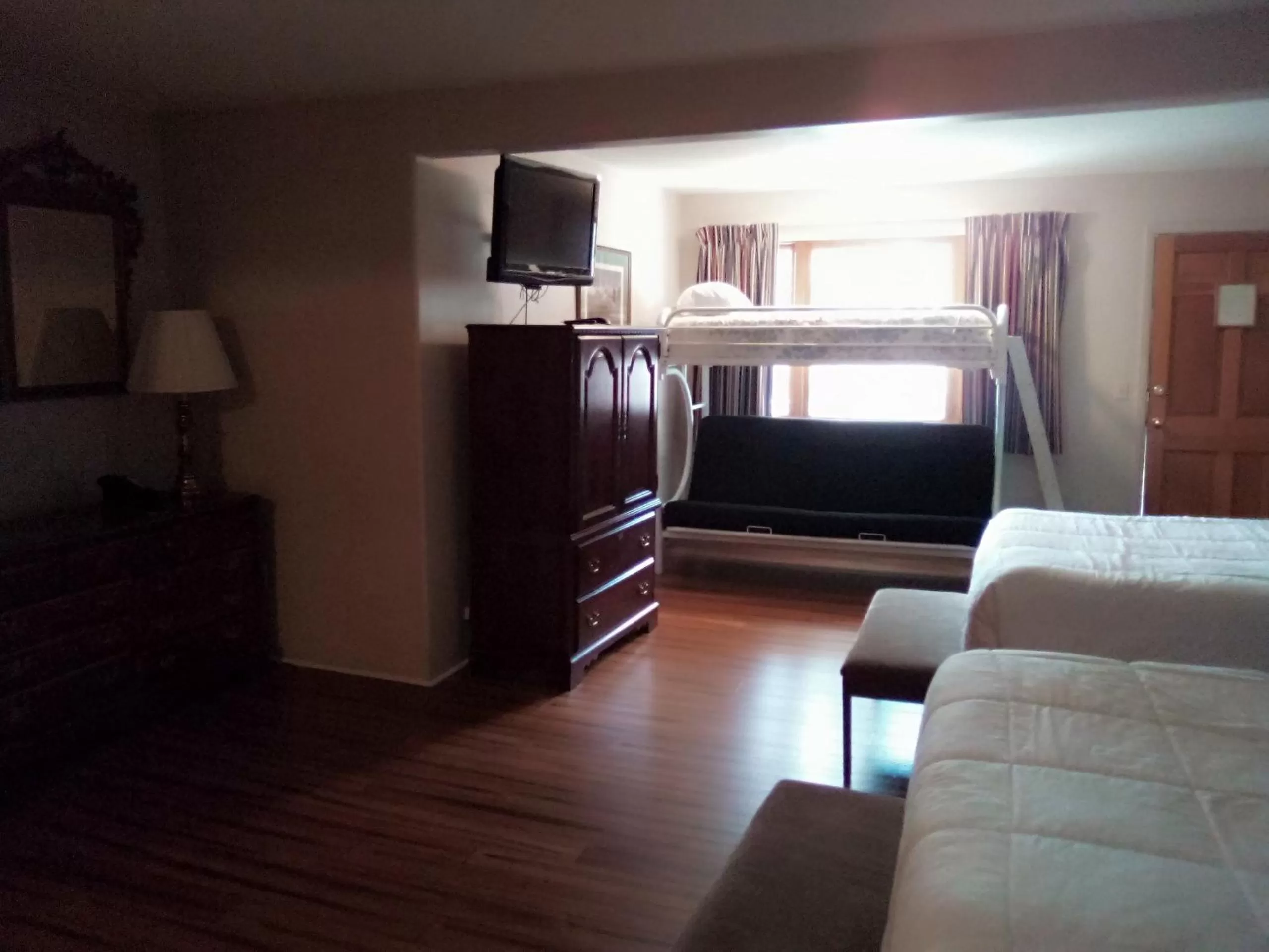 Seating Area in Stay Saratoga