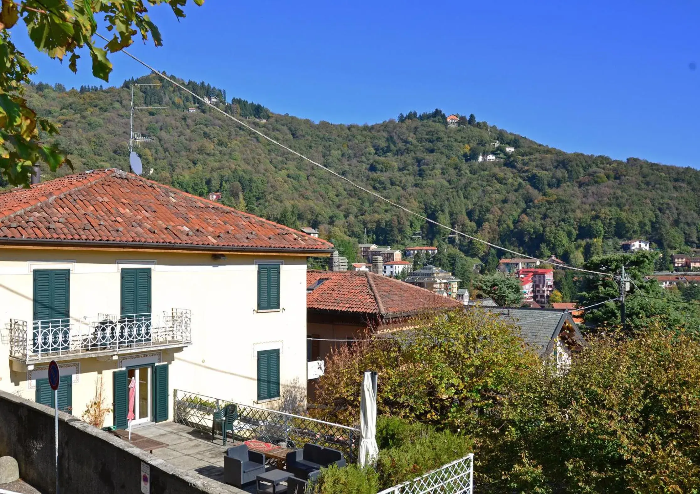 Facade/entrance, Mountain View in Locanda Milano 1873