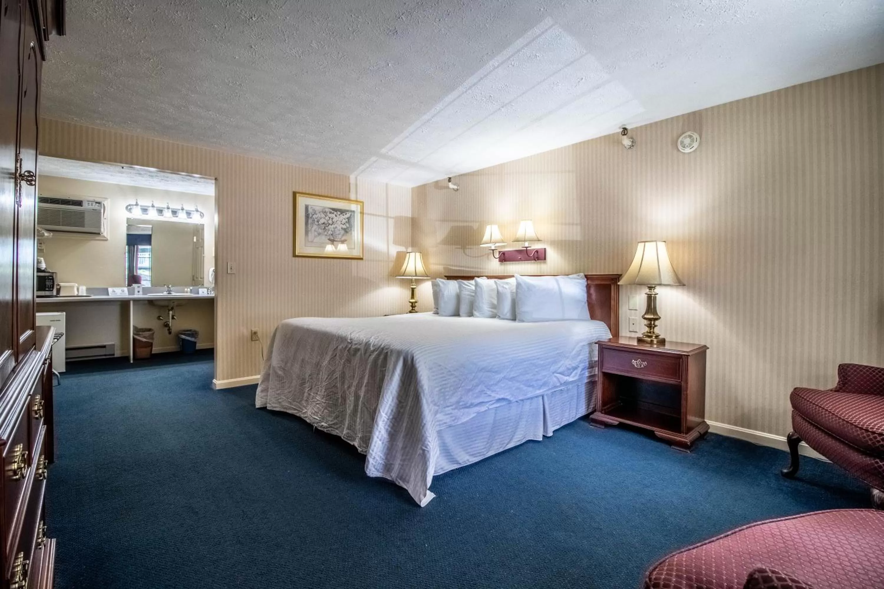 Bed in Sea View Motel