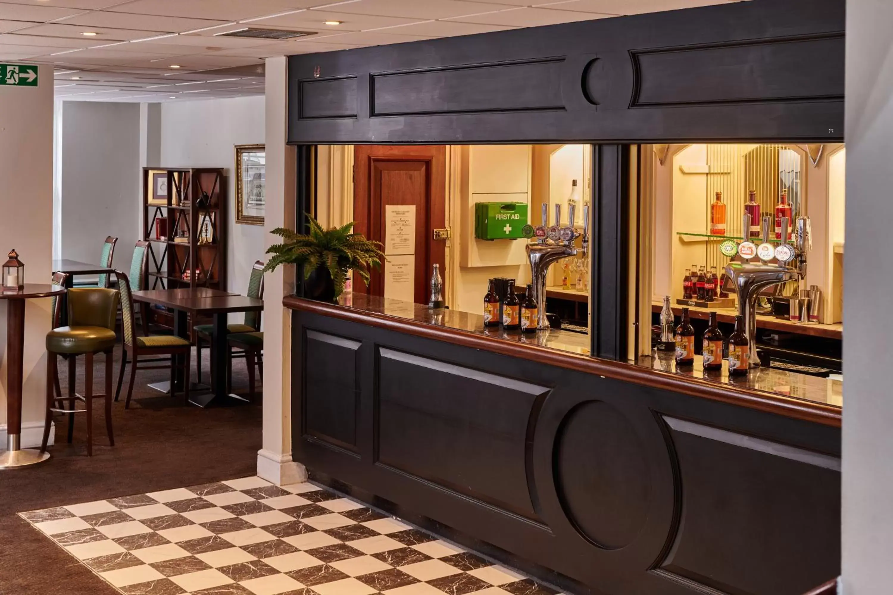 Lounge or bar in Burnham Beeches Hotel