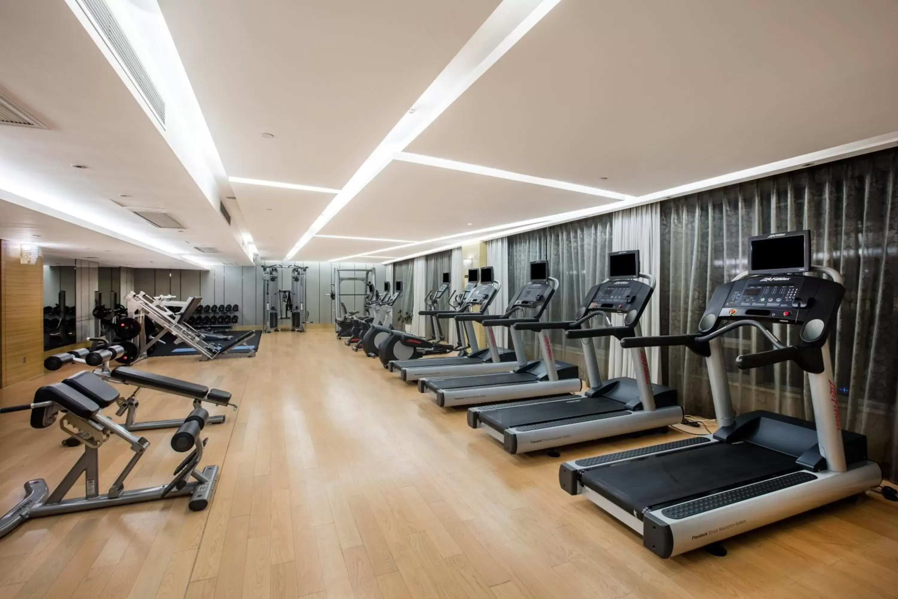Fitness centre/facilities in Crowne Plaza Nanjing Jiangning by IHG Fitness centre/facilities in Crowne Plaza Nanjing Jiangning by IHG