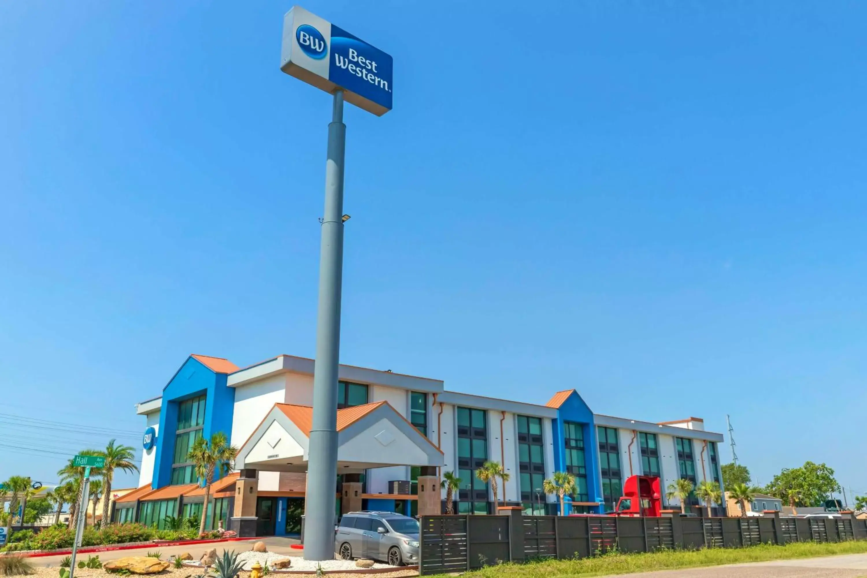 Property Building in Best Western Corpus Christi Airport Hotel