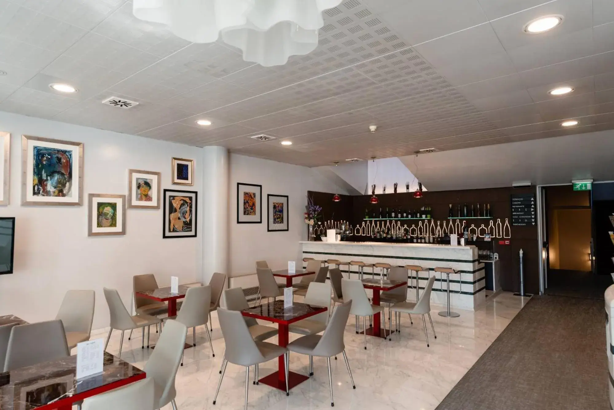 Lobby or reception, Restaurant/Places to Eat in Hotel Ristorante I Castelli