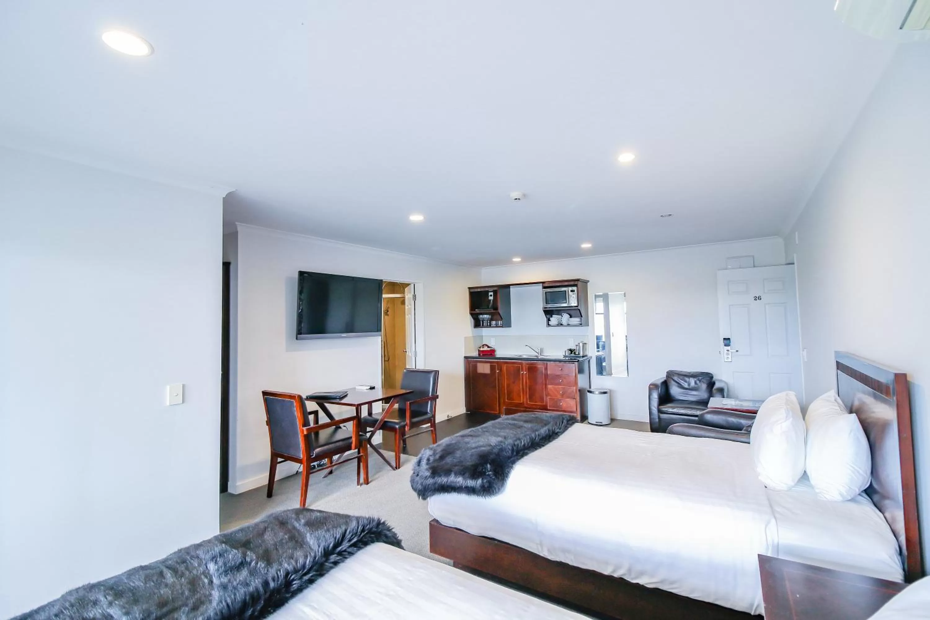 Bed in Aotea Motor Lodge