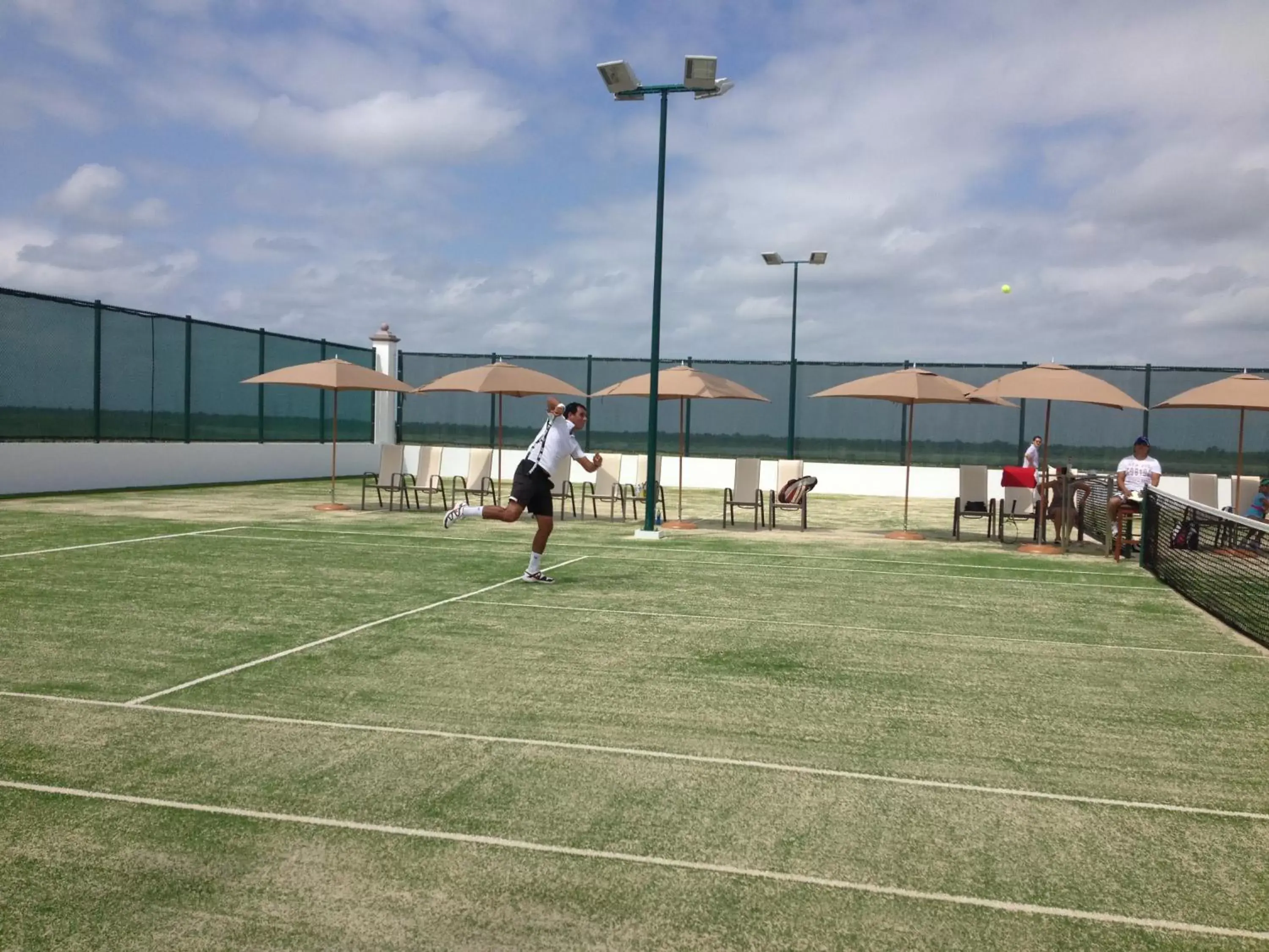 Tennis court, Other Activities in Grand Residences Riviera Cancun, All Inclusive