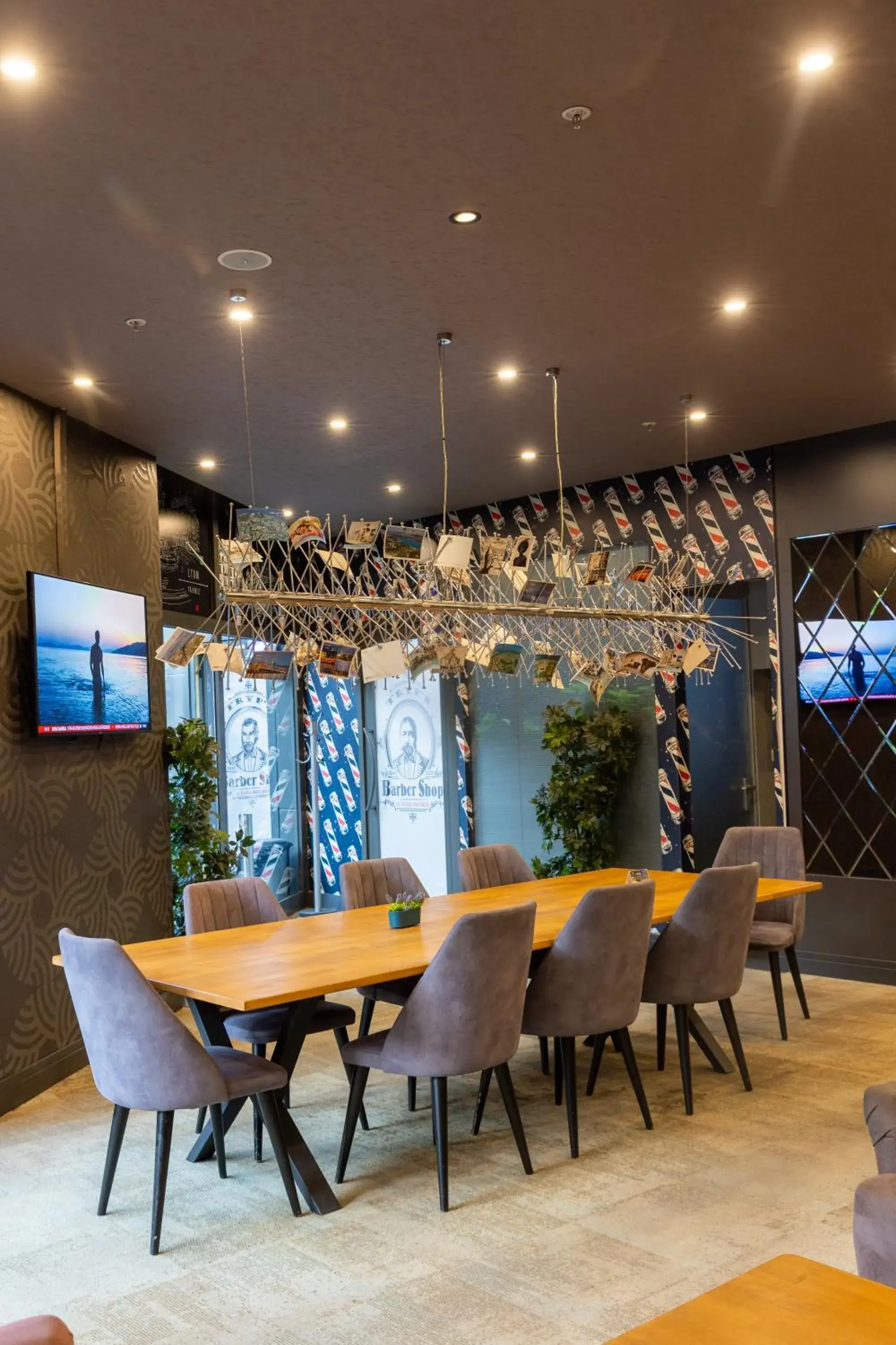 TV and multimedia, Restaurant/Places to Eat in Tryp By Wyndham Istanbul Sancaktepe