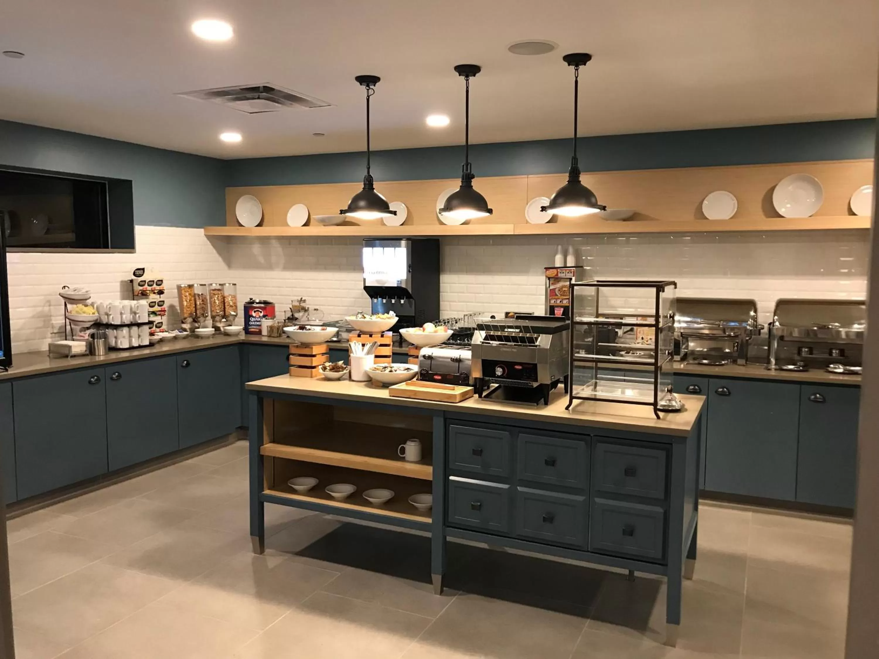 Buffet breakfast in Country Inn & Suites by Radisson, Belleville, ON