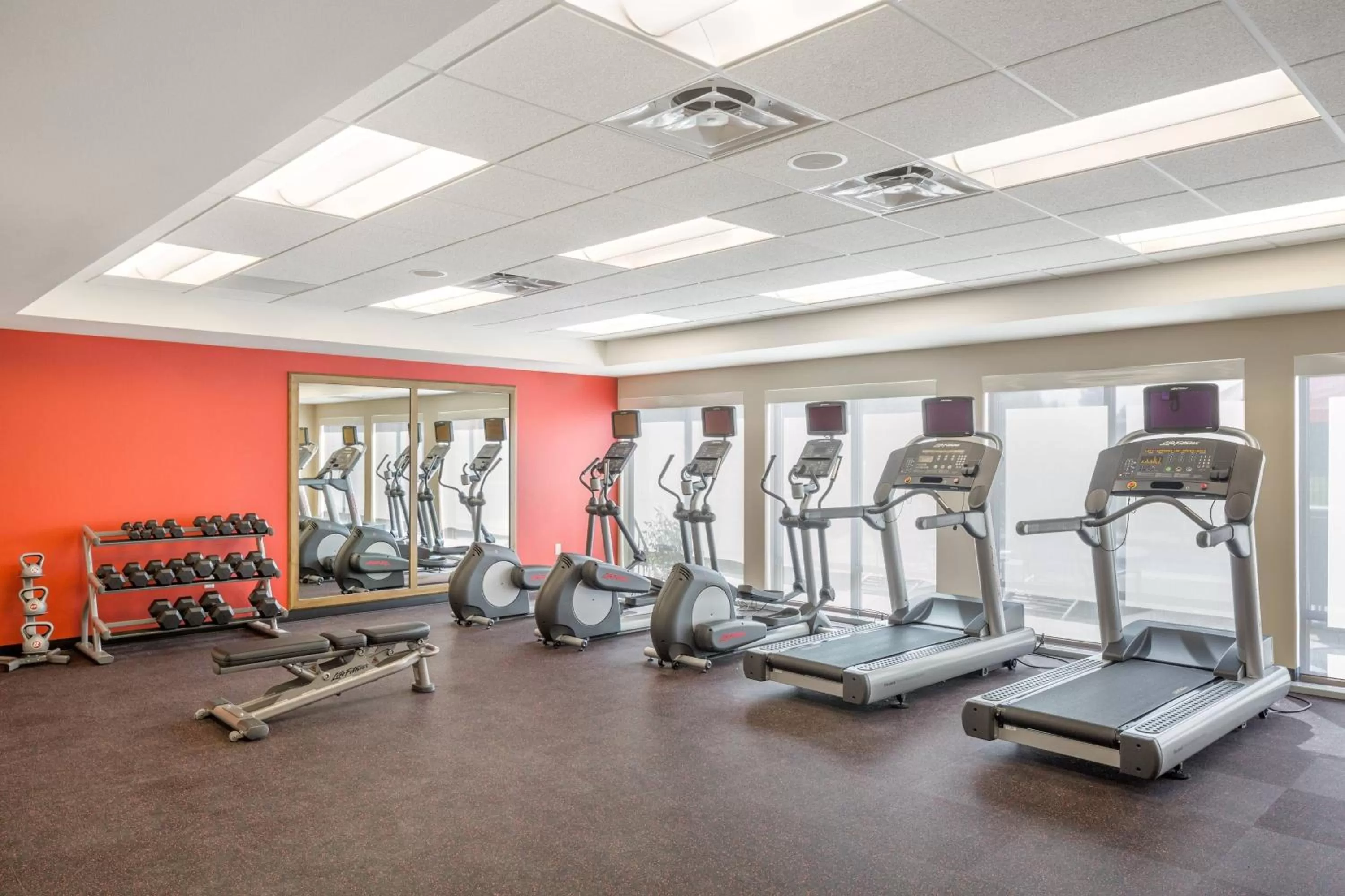 Fitness centre/facilities in TownePlace by Marriott Suites Portland Vancouver