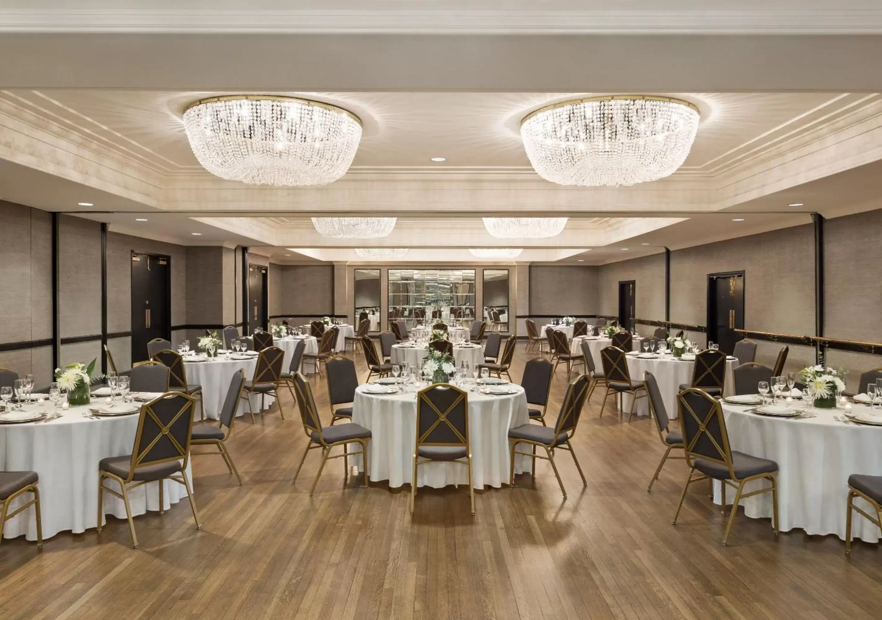 Banquet/Function facilities, Restaurant/Places to Eat in The Admiral Hotel