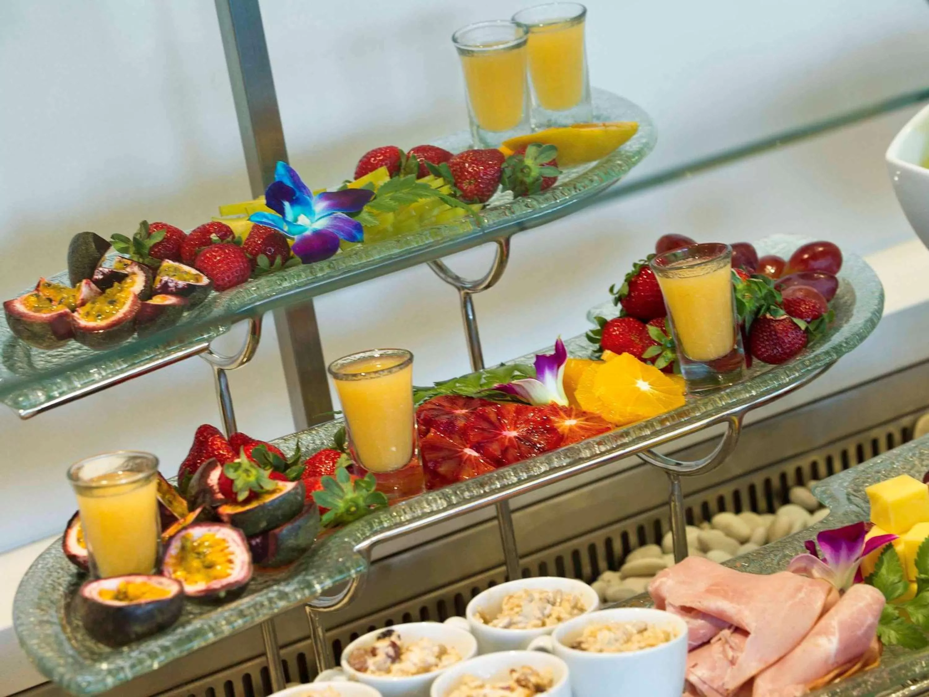 Restaurant/places to eat in Novotel Brisbane Airport