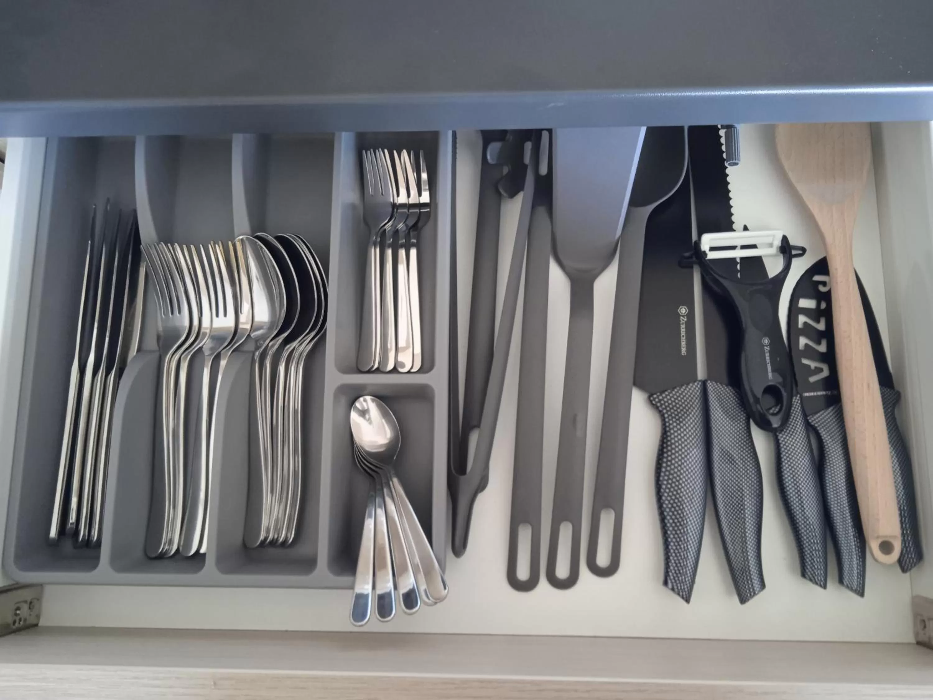 Kitchen or kitchenette in Tisza-tó Apartmanpark