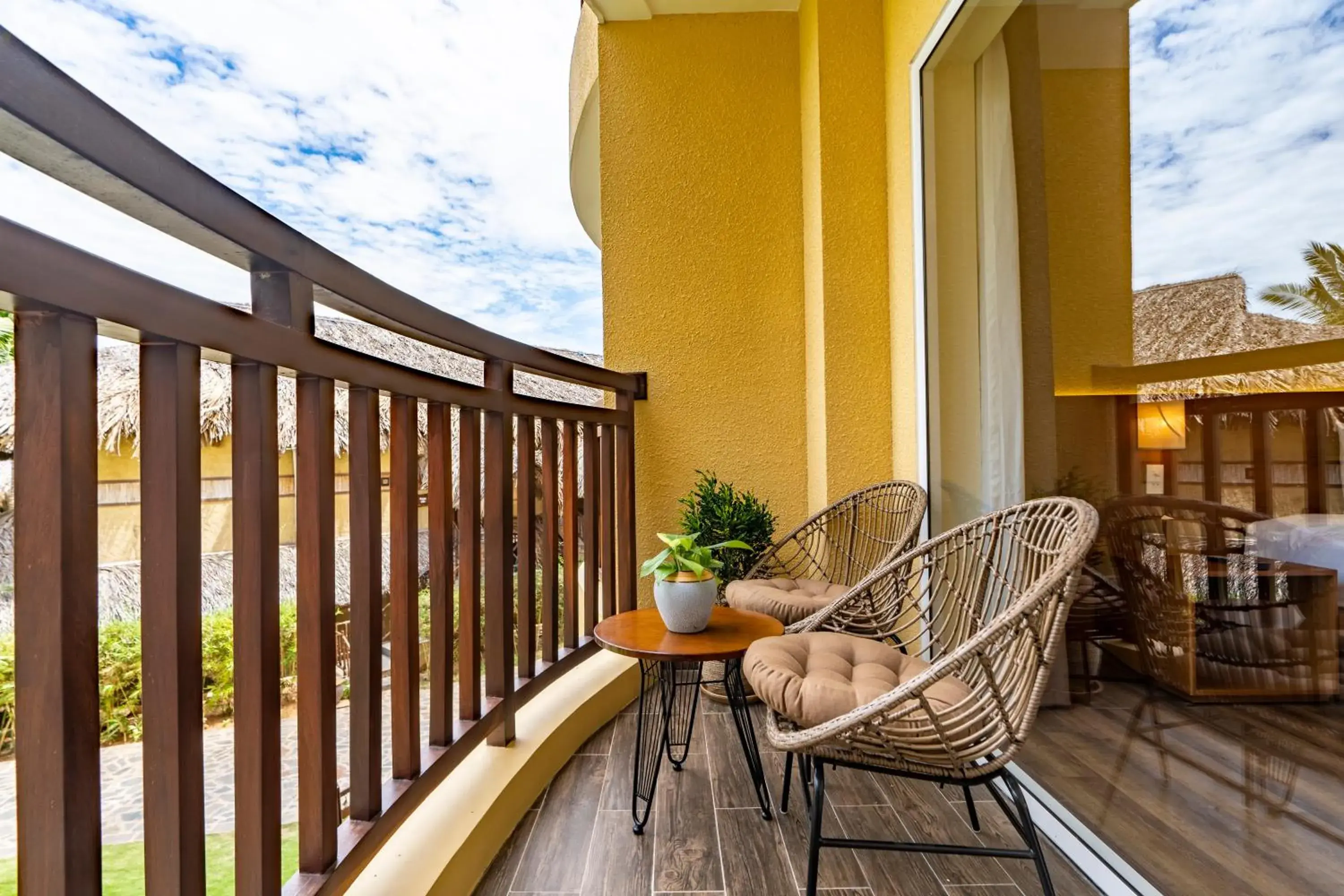 Balcony/Terrace in Aroma Beach Resort and Spa