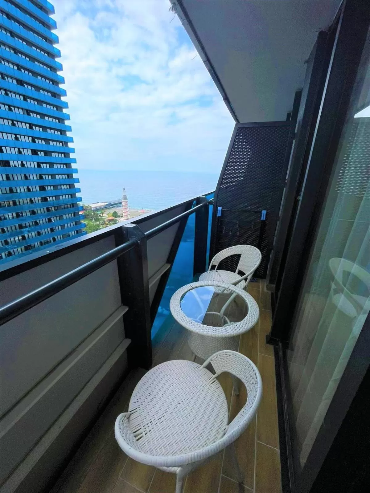 Sea View Aparthotel In Batumi