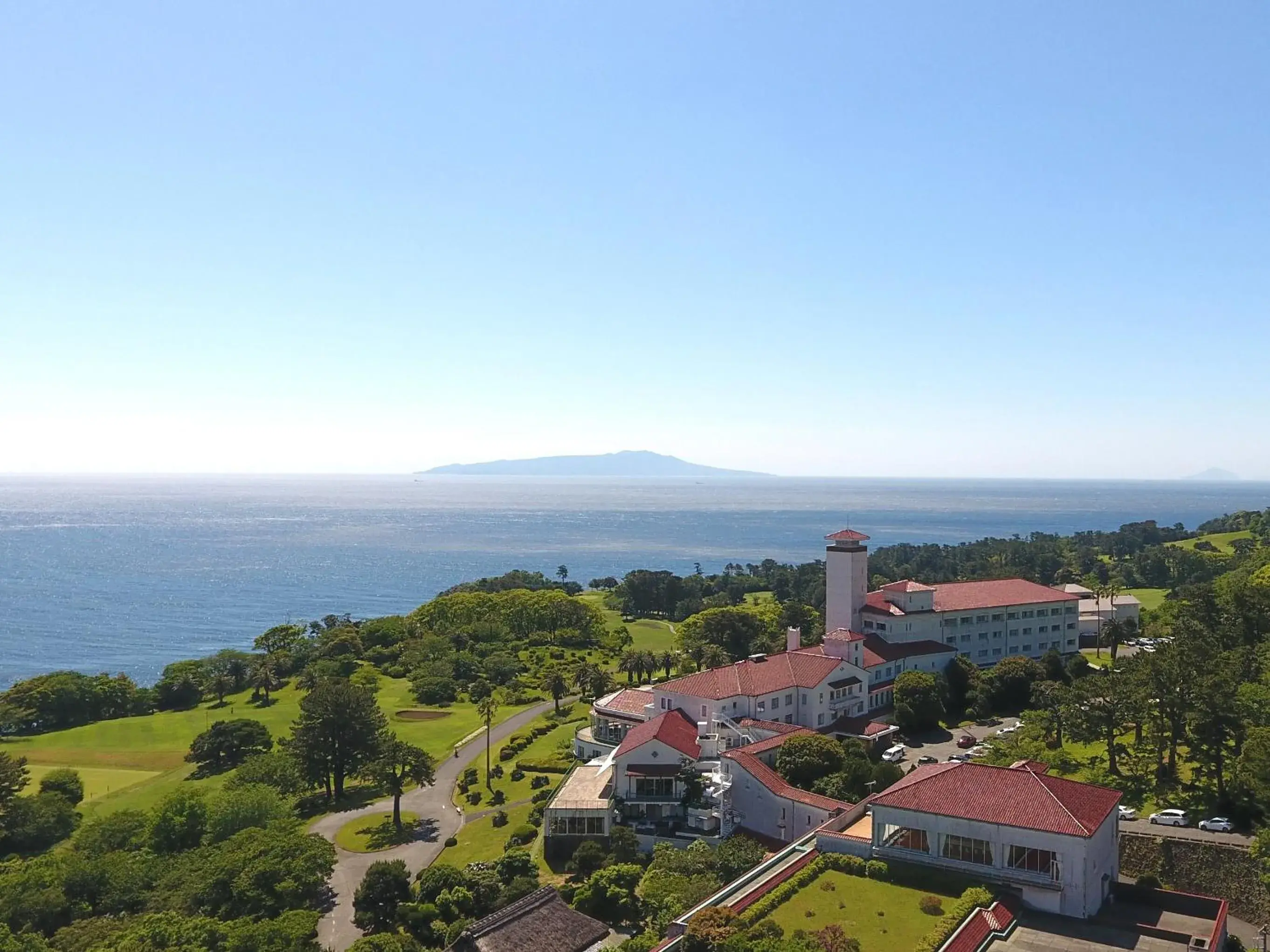 Property building, Bird's-eye View in Kawana Hotel