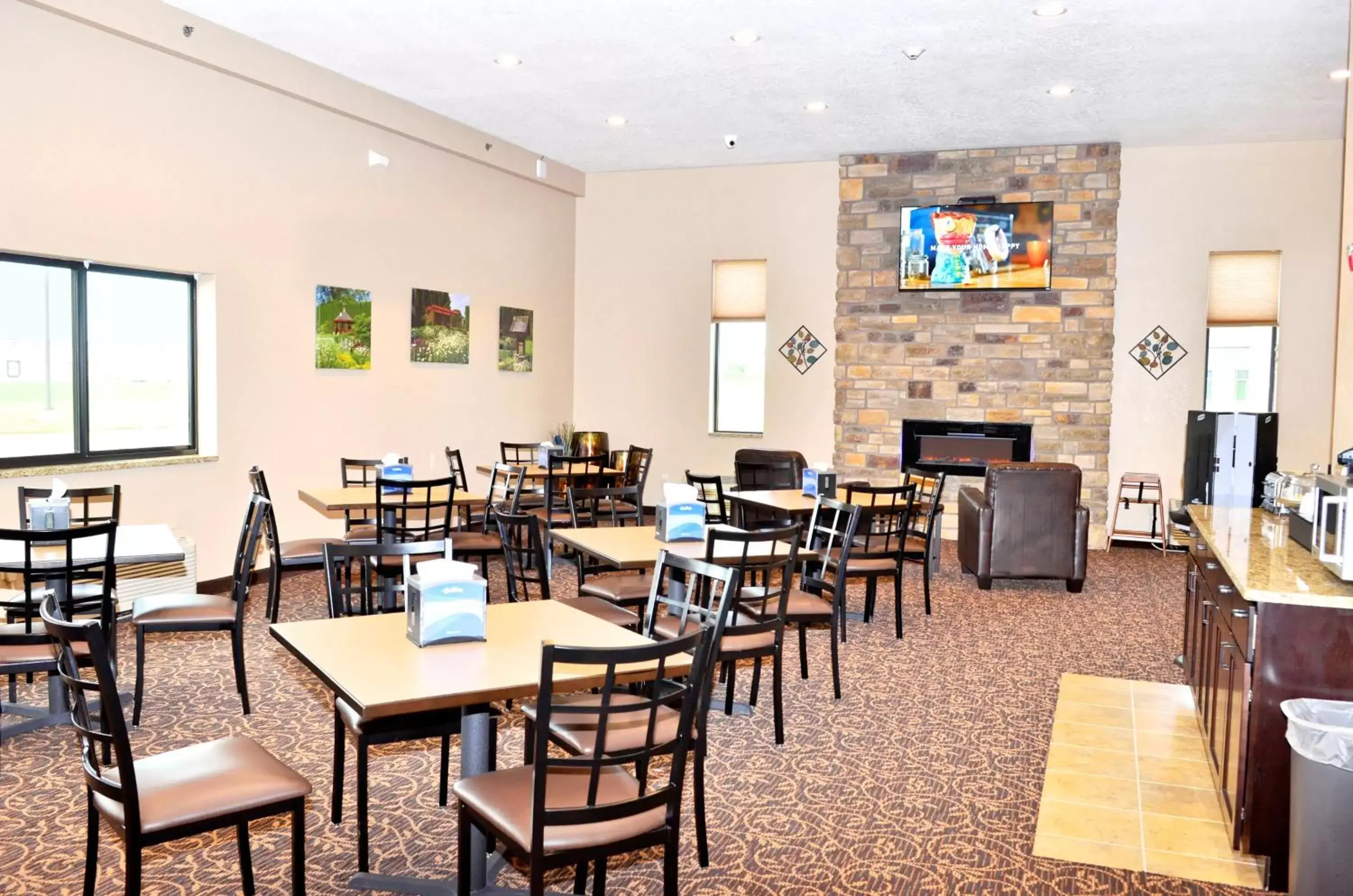 Restaurant/places to eat in Cobblestone Inn & Suites - Monticello Restaurant/places to eat in Cobblestone Inn & Suites - Monticello