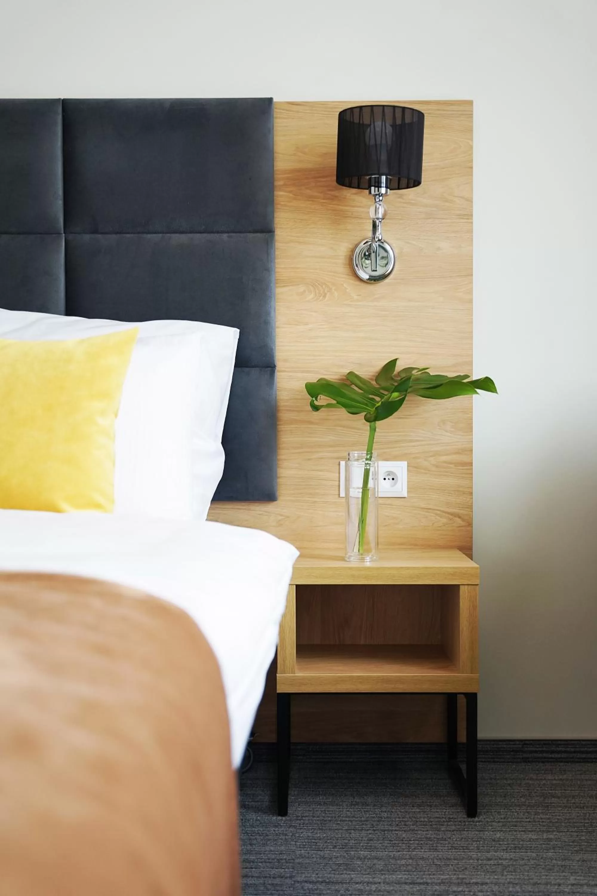 Bed in FACTORY RESORT wellness & spa