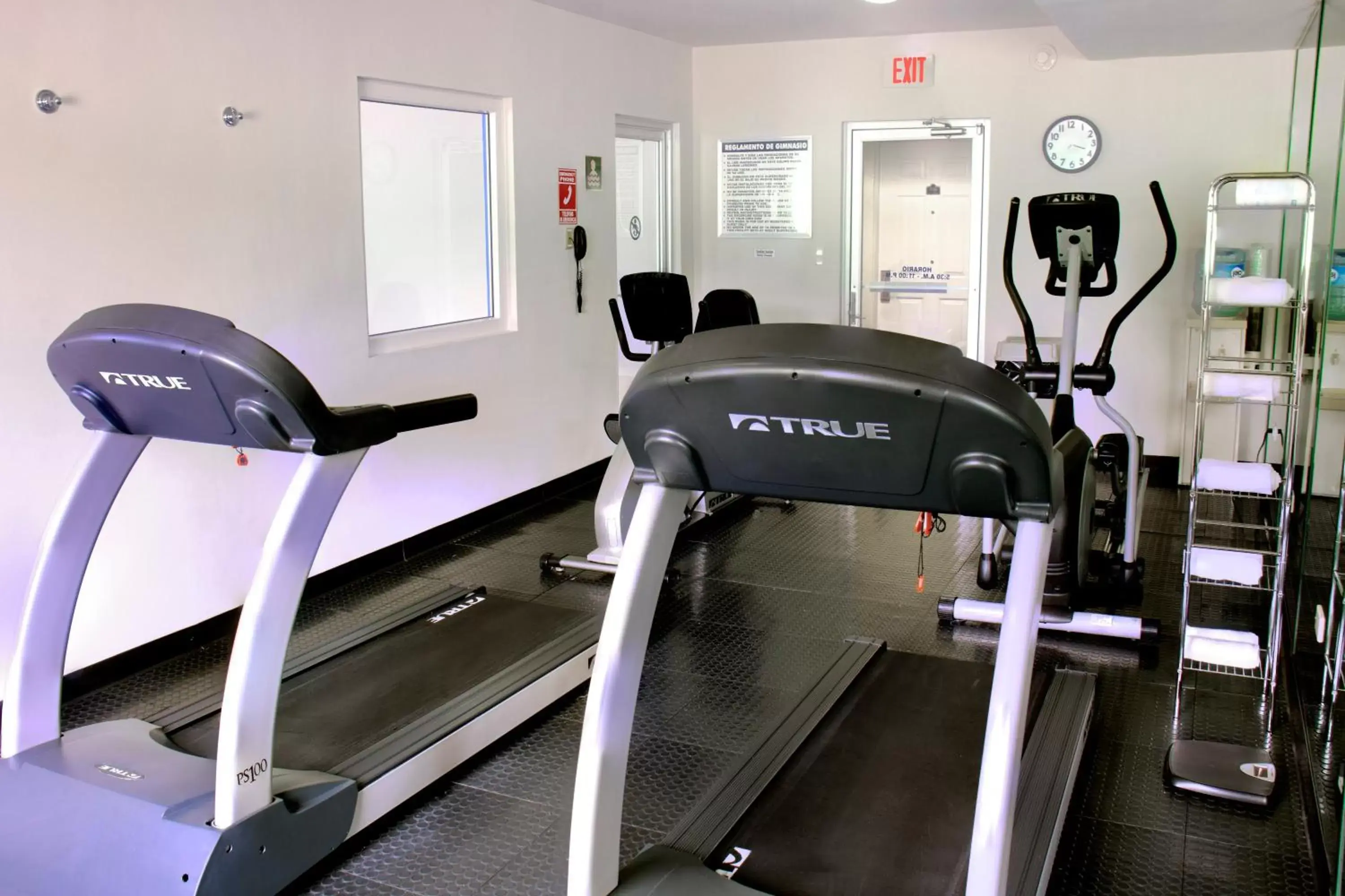 Fitness centre/facilities, Fitness Center/Facilities in Holiday Inn Express Piedras Negras, an IHG Hotel