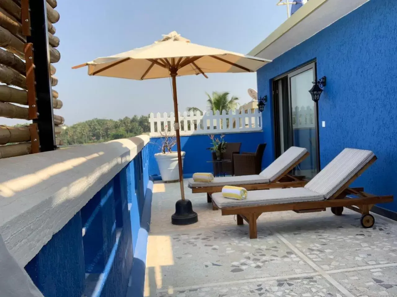 Balcony/Terrace in Beleza By The Beach