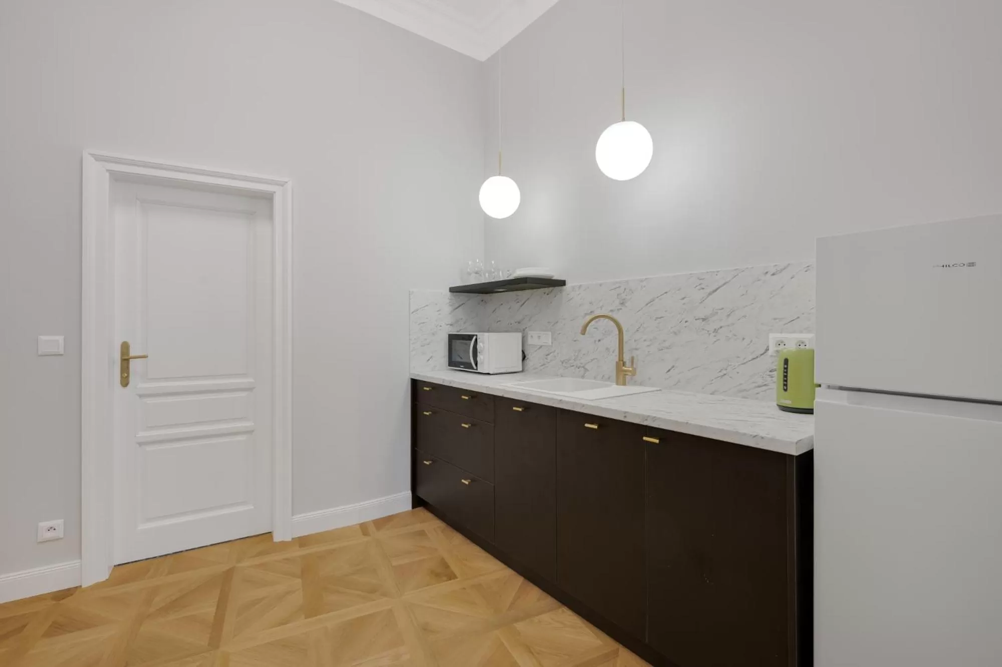 Kitchen or kitchenette in Palace Apartments