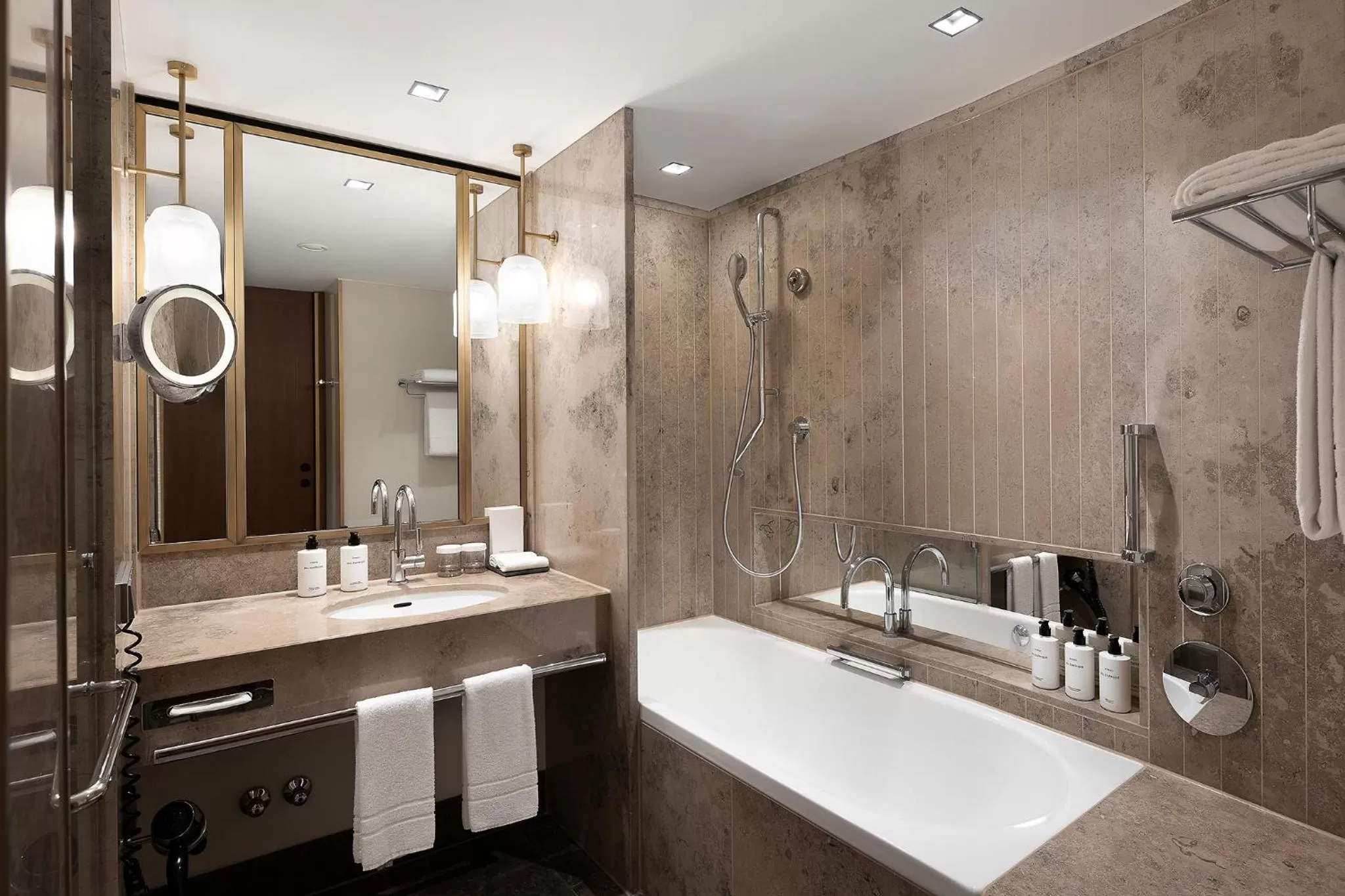 Bathroom in InterContinental Berlin by IHG