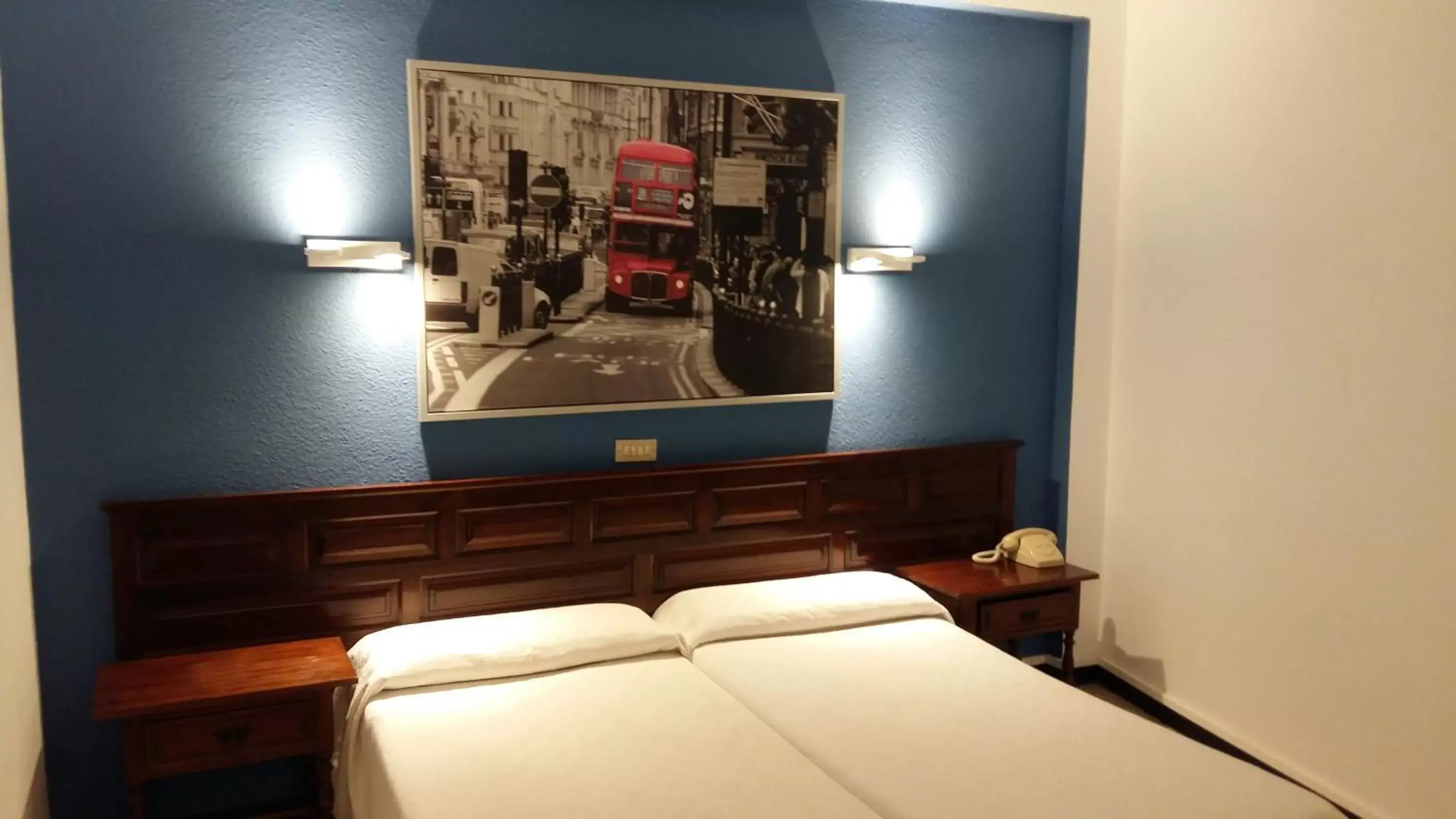 Bed in Hotel Tejuma