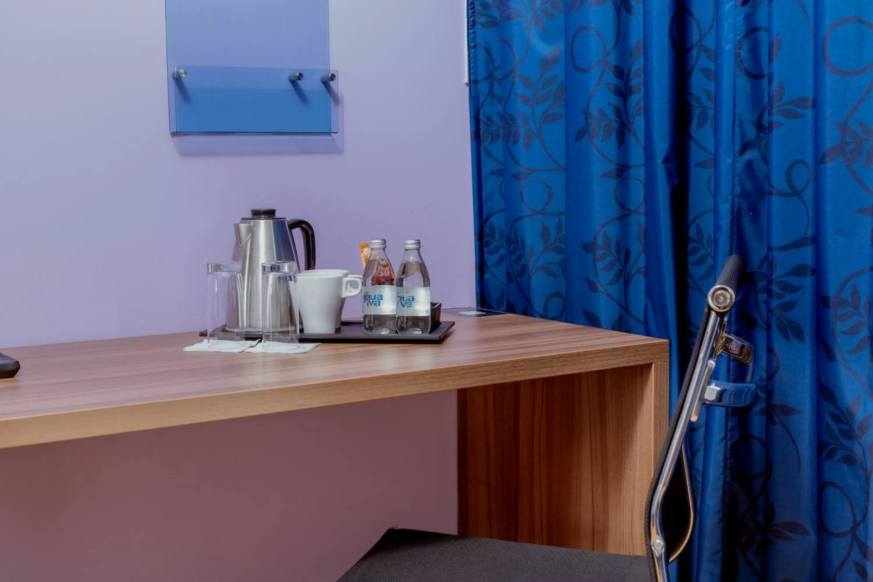 Coffee/tea facilities, Kitchen/Kitchenette in Holiday Inn Express Belgrade - City, an IHG Hotel