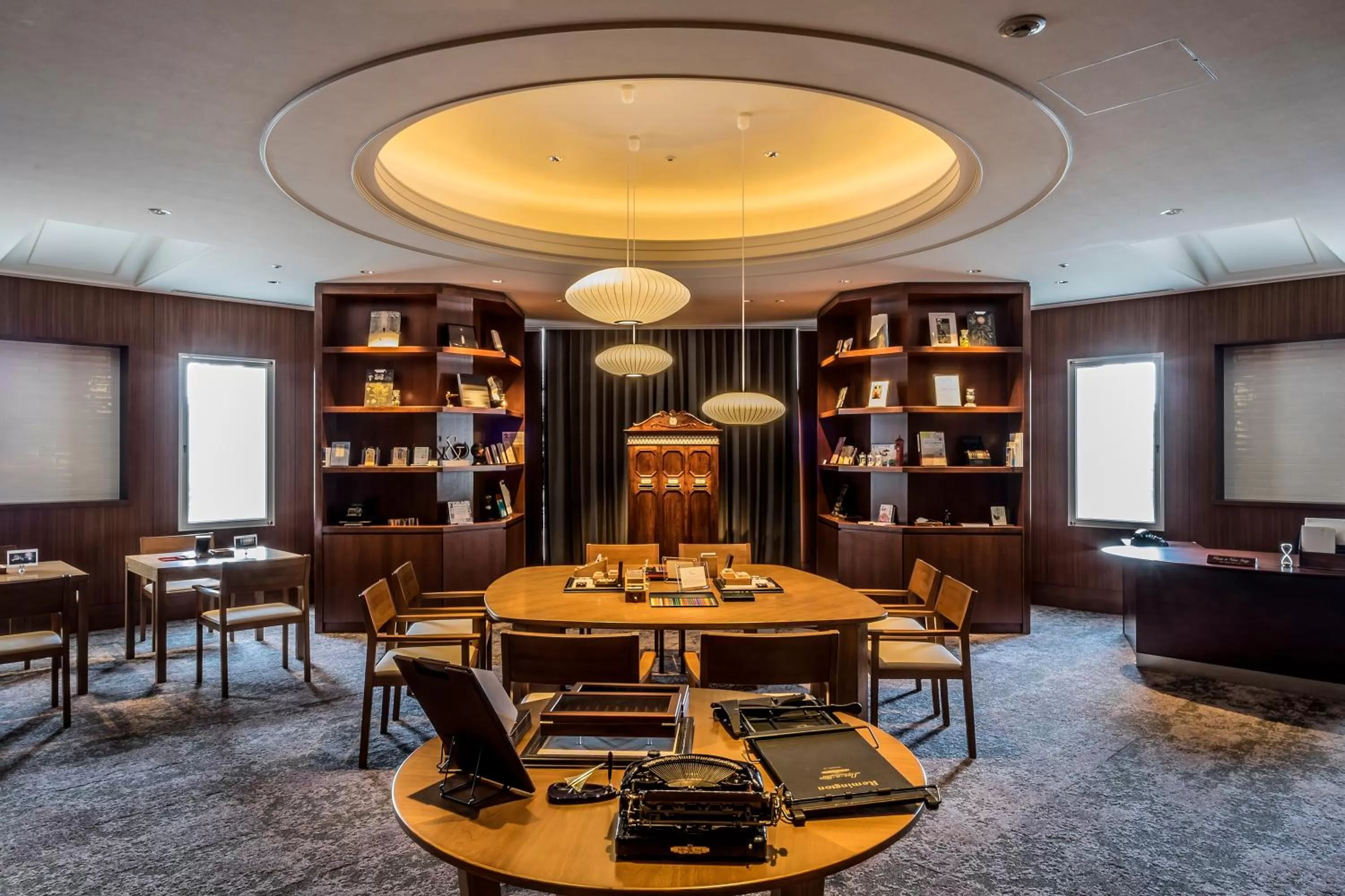 Communal lounge/ TV room in Phoenix Seagaia Ocean Tower